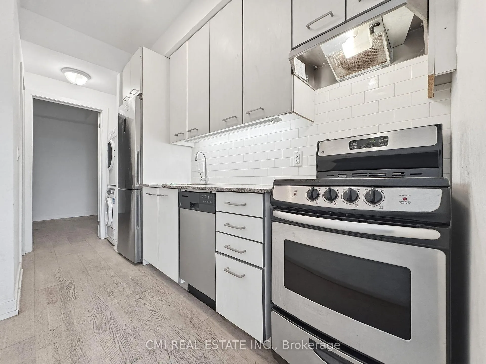 Photo 10 of Unit 14, 1321 Gerrard Street E, Toronto, Greenwood-Coxwell — HOMEH