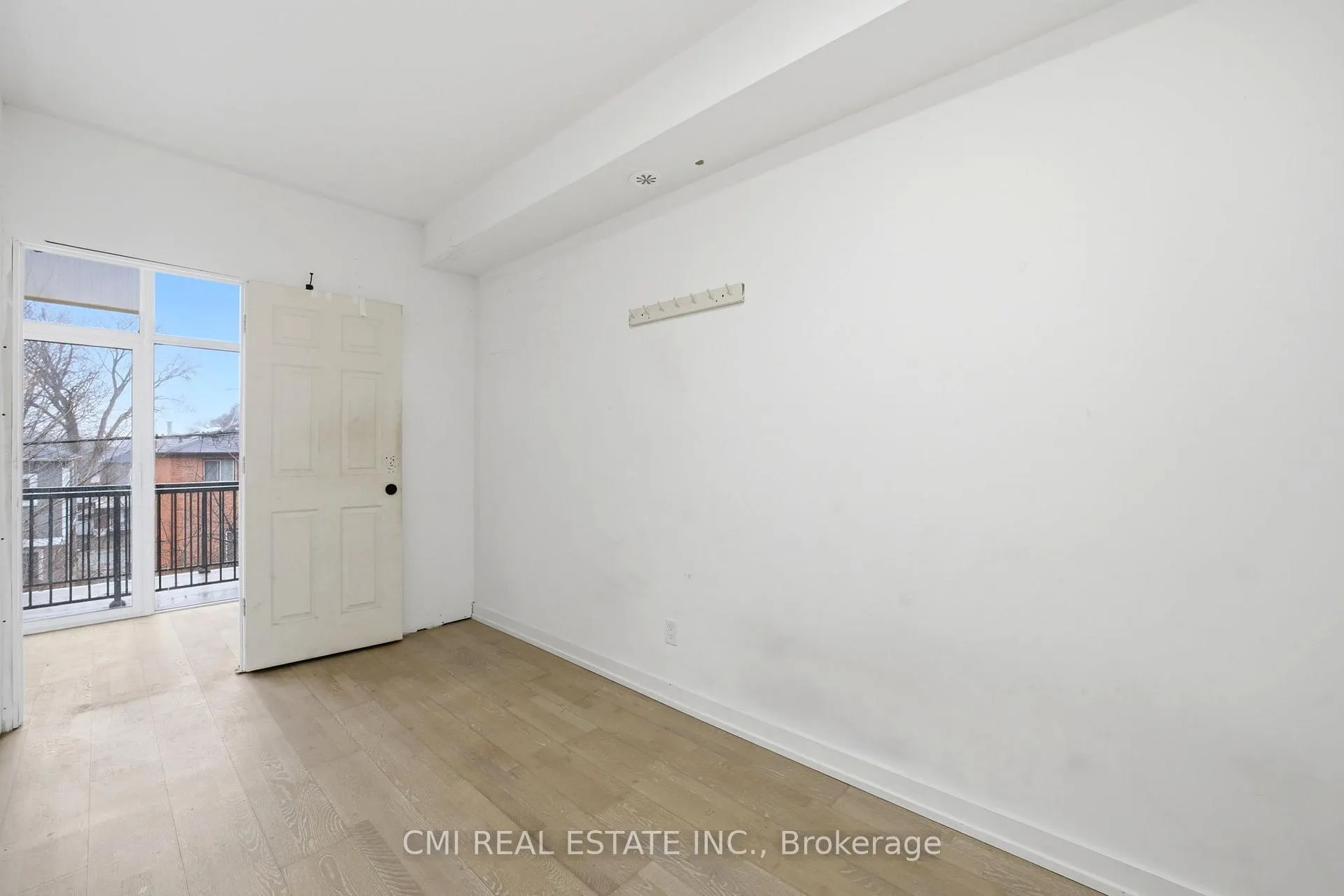 Photo 12 of Unit 14, 1321 Gerrard Street E, Toronto, Greenwood-Coxwell — HOMEH