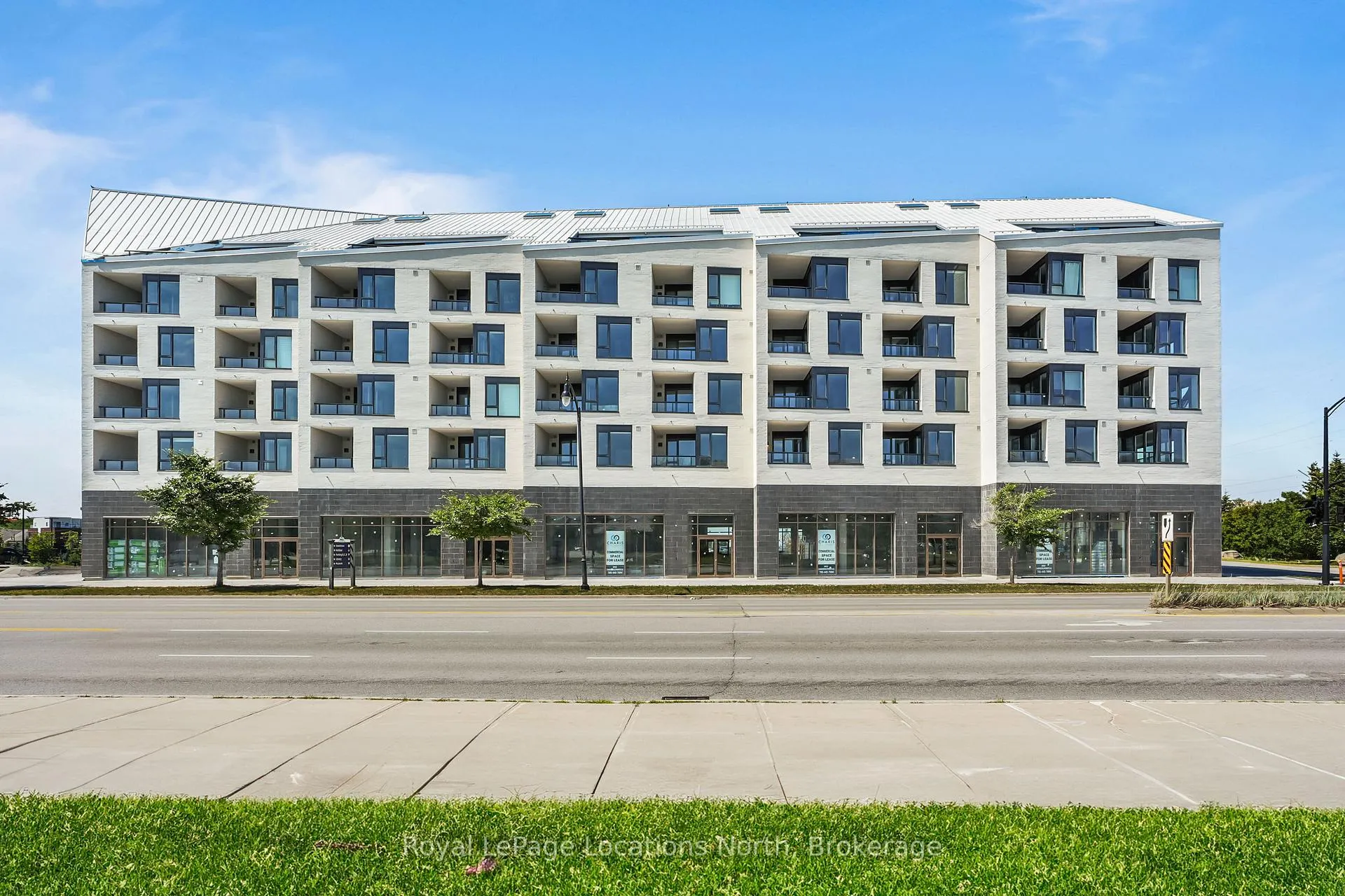 Photo 19 of 31 Huron Street, Collingwood — HOMEH