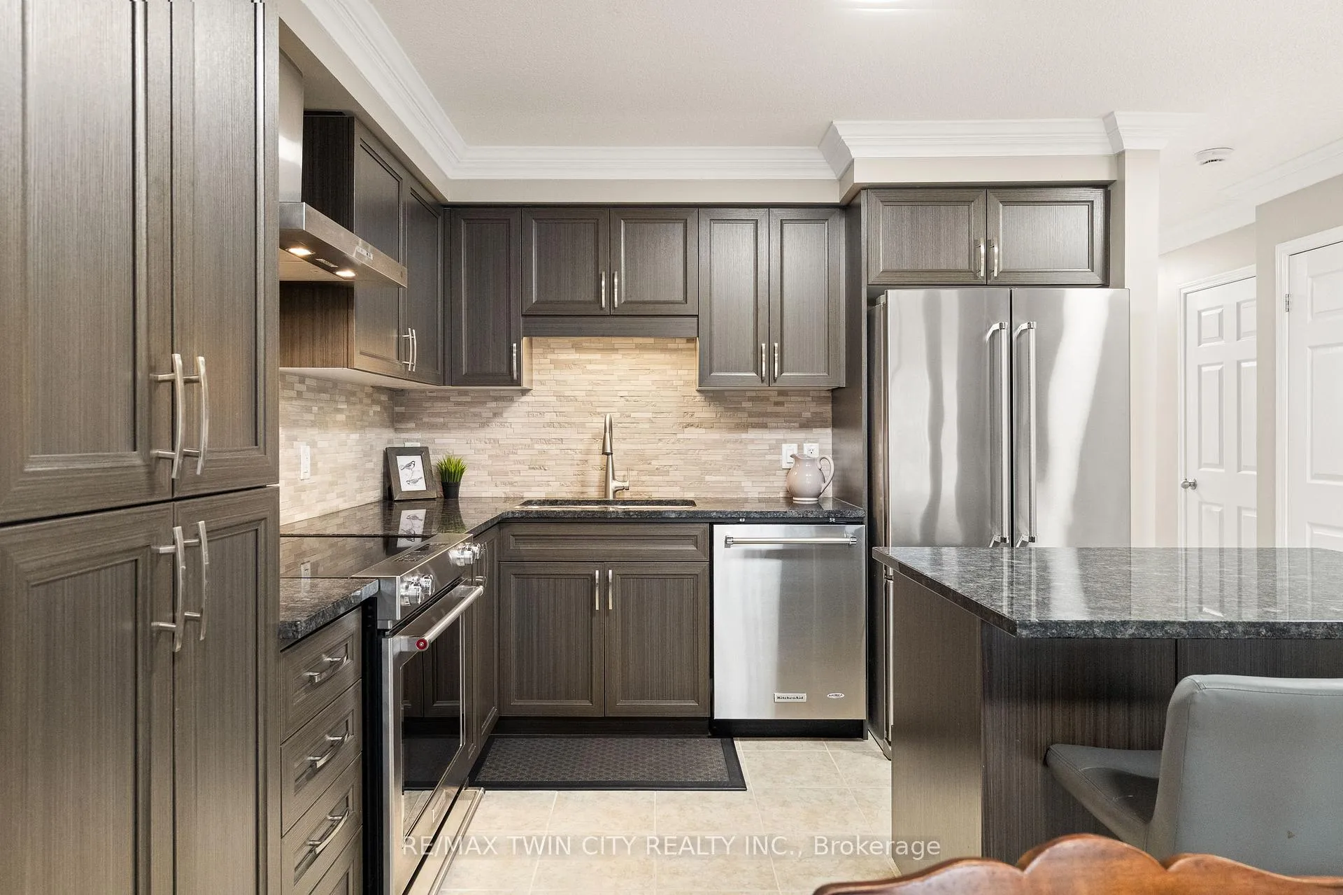 Photo 8 of 67 Meadowridge Street, Kitchener, Doon South — HOMEH