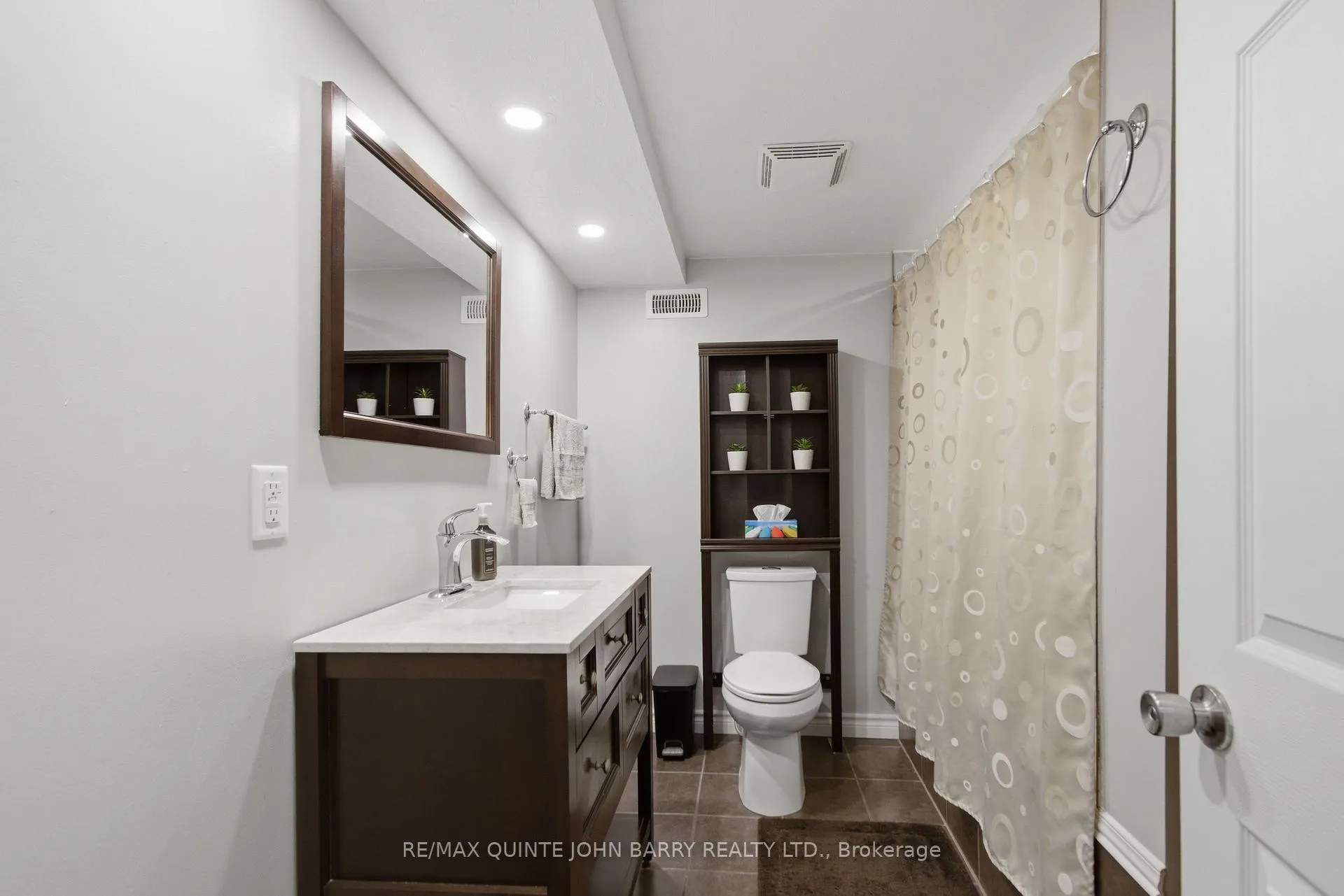 Photo 24 of 106 Nicholas Street, Quinte West, Trenton Ward — HOMEH