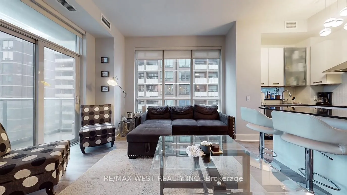 Photo 8 of Unit 1202, 21 Balmuto Street, Toronto, Bay Street Corridor — HOMEH