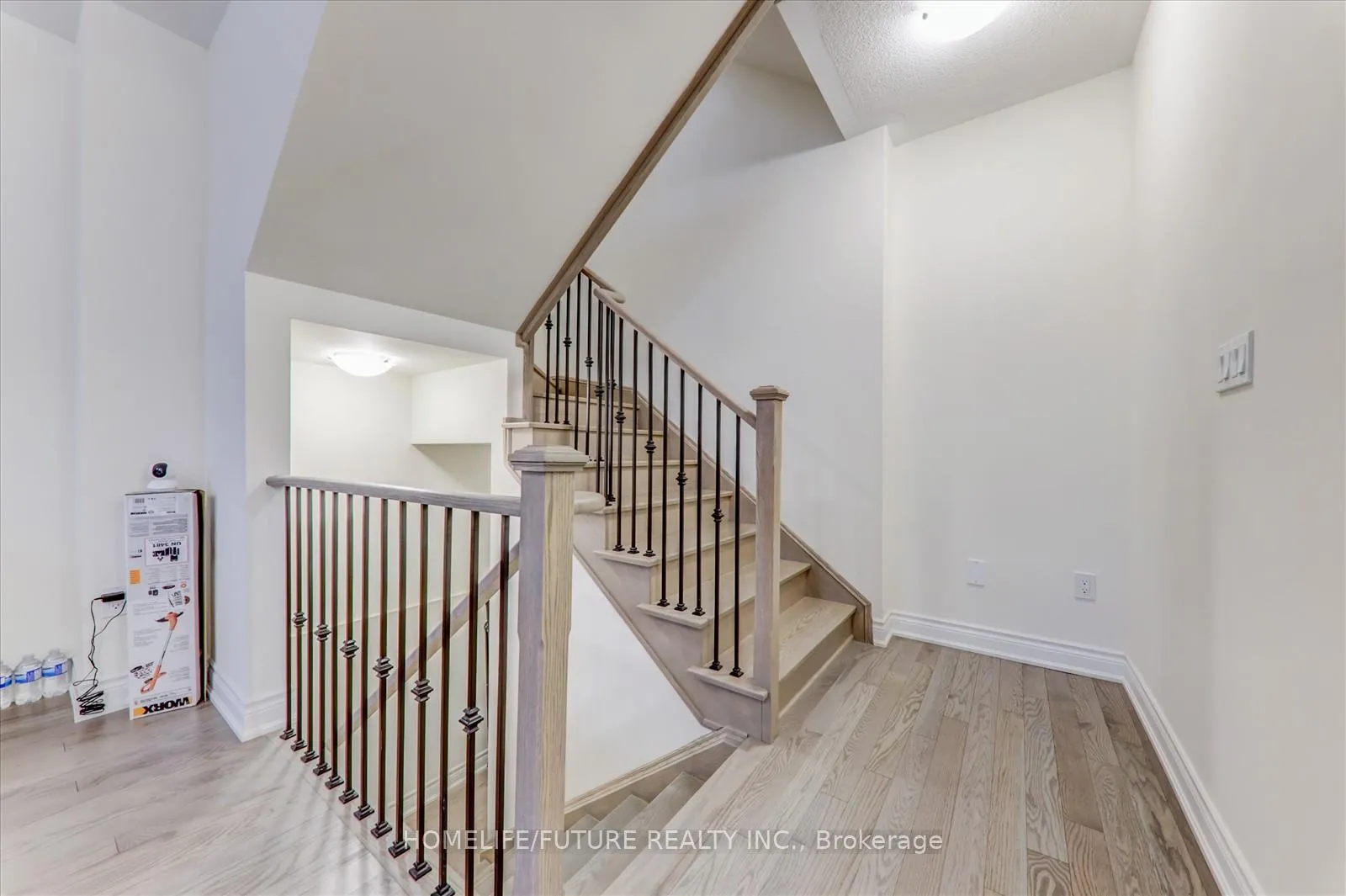 Photo 10 of 269 Kirkham Drive, Markham, Cedarwood — HOMEH