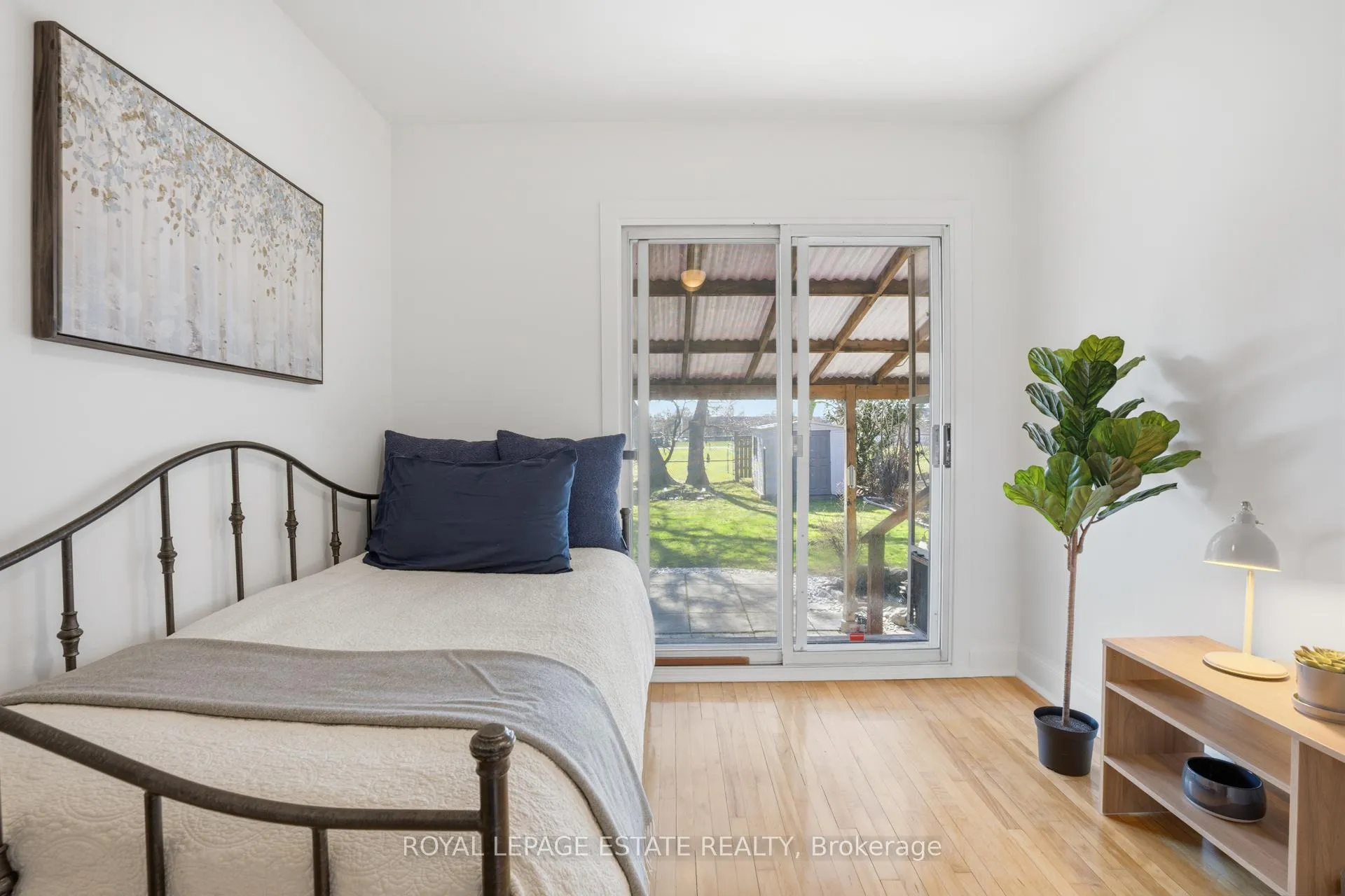 Photo 10 of 62 Binswood Avenue, Toronto, Danforth Village-East York — HOMEH