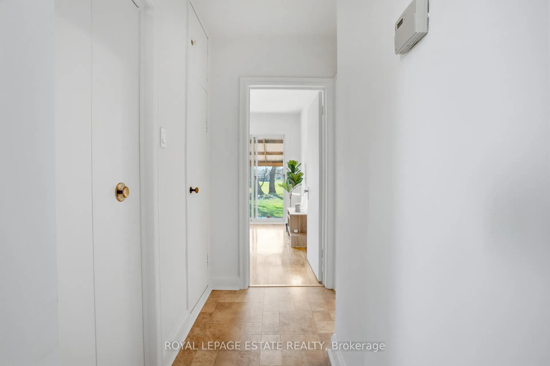 Photo 12 of 62 Binswood Avenue, Toronto, Danforth Village-East York — HOMEH