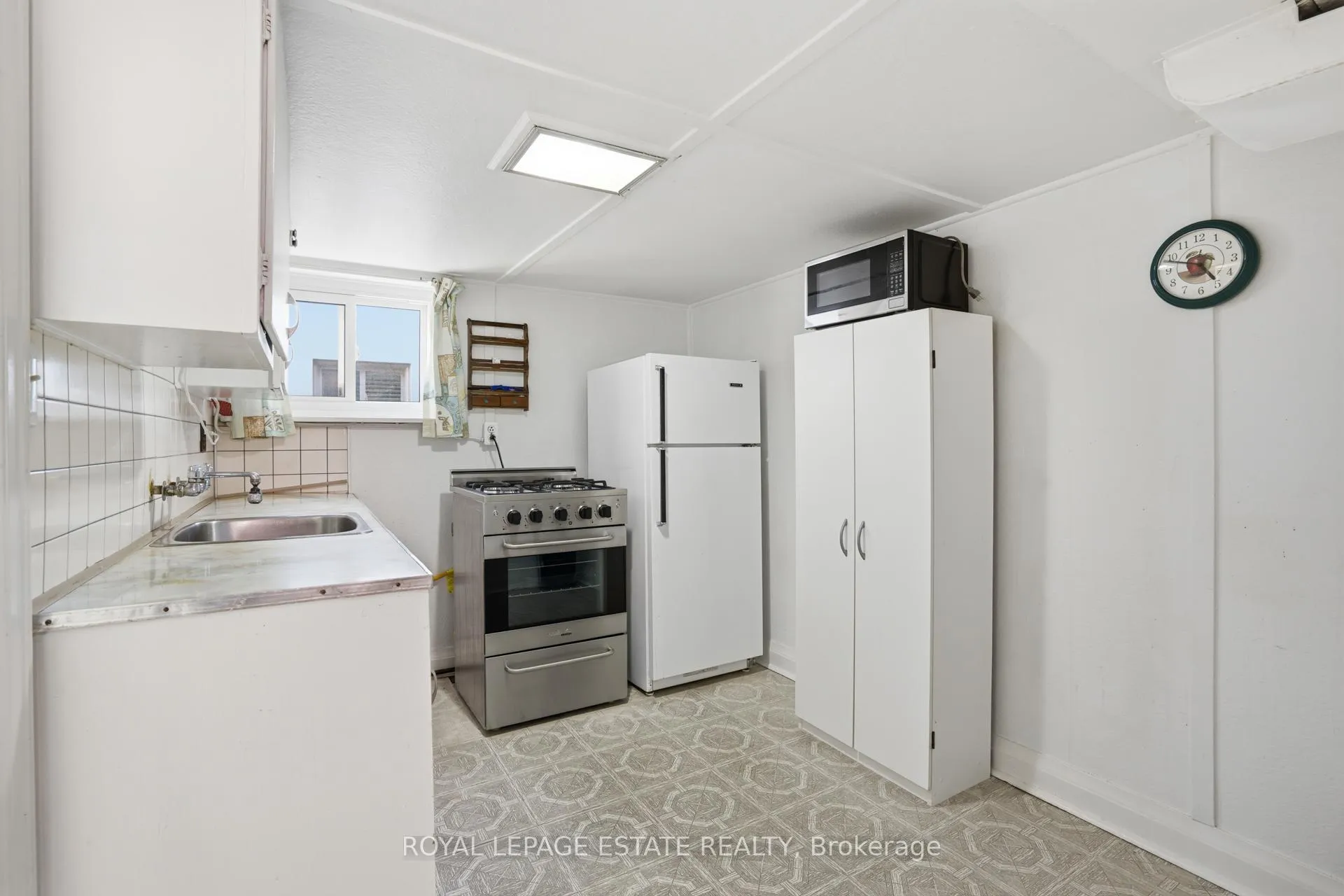 Photo 30 of 62 Binswood Avenue, Toronto, Danforth Village-East York — HOMEH