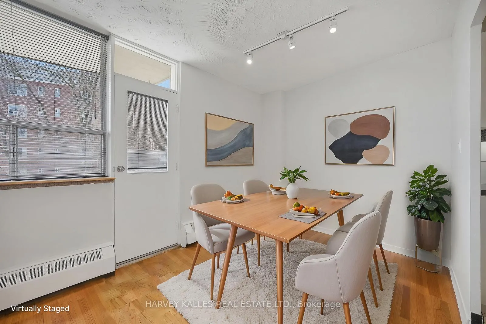 Photo 9 of Unit 206, 80 Coe Hill Drive, Toronto, High Park-Swansea — HOMEH