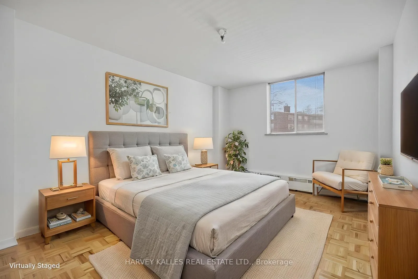 Photo 19 of Unit 206, 80 Coe Hill Drive, Toronto, High Park-Swansea — HOMEH