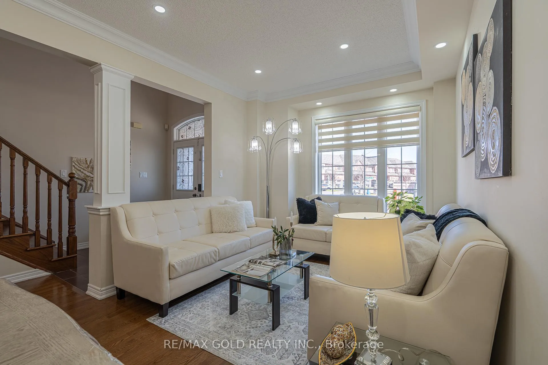 Photo 3 of 36 Naperton Drive, Brampton, Sandringham-Wellington — HOMEH
