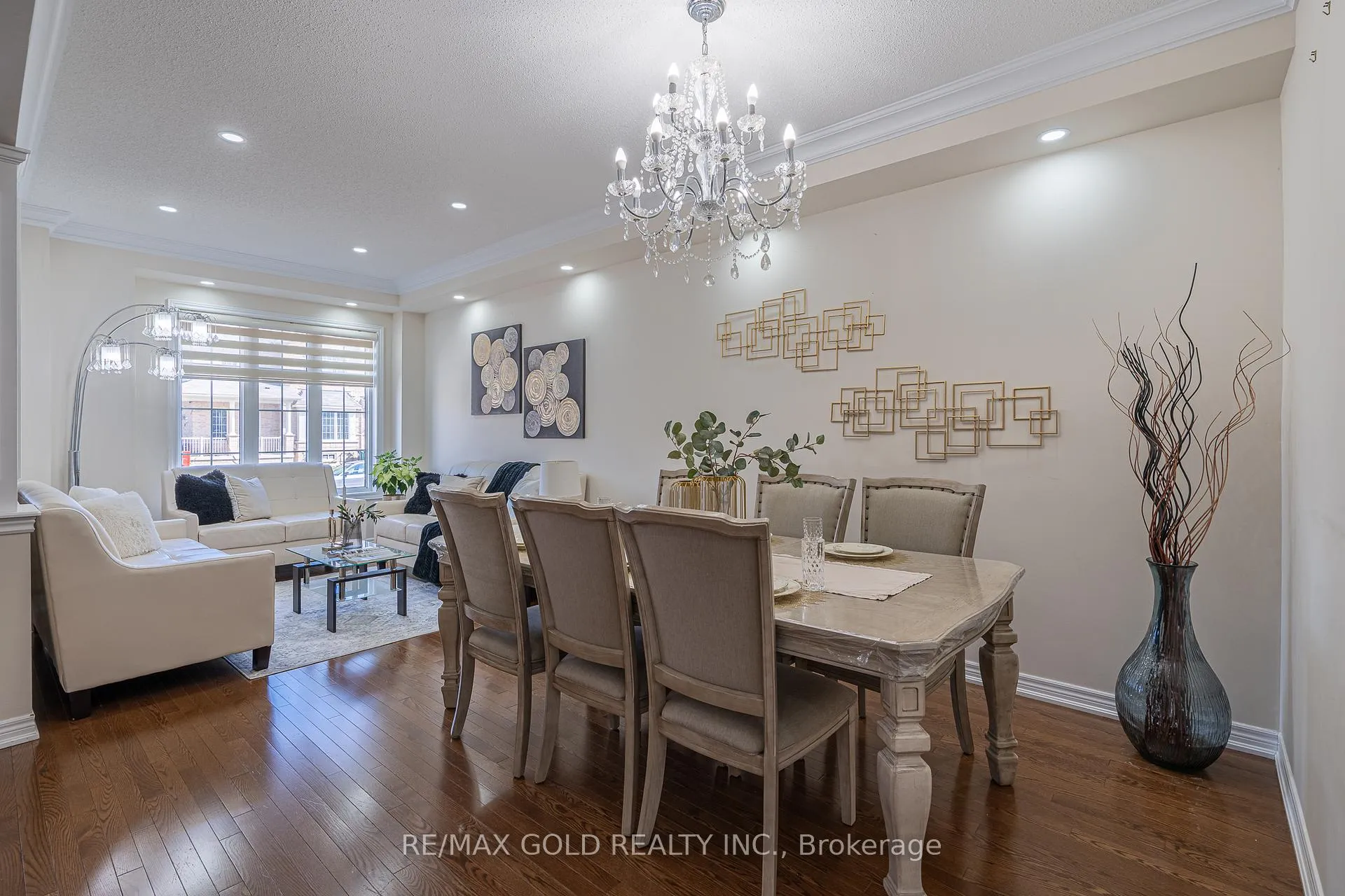 Photo 6 of 36 Naperton Drive, Brampton, Sandringham-Wellington — HOMEH