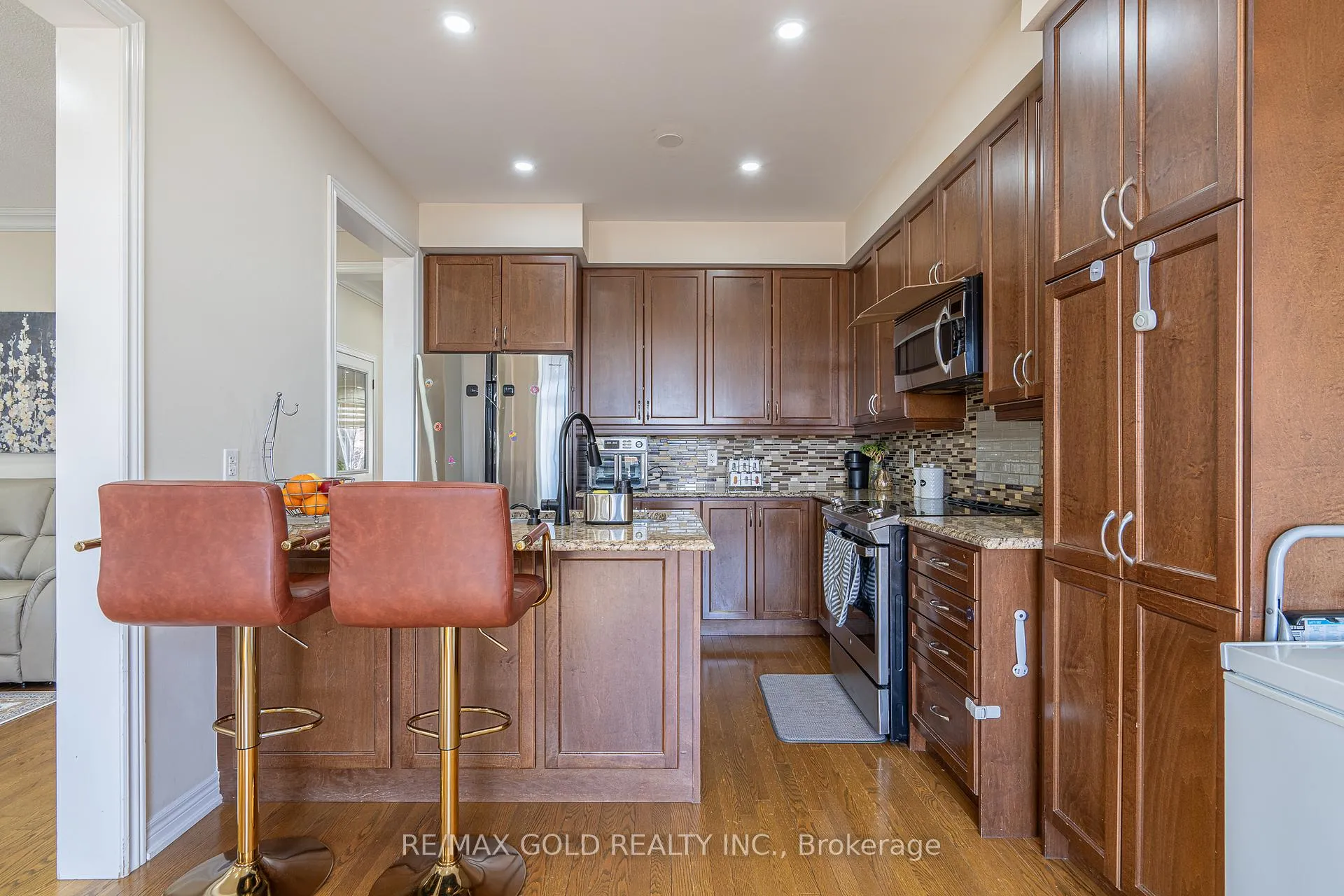 Photo 11 of 36 Naperton Drive, Brampton, Sandringham-Wellington — HOMEH