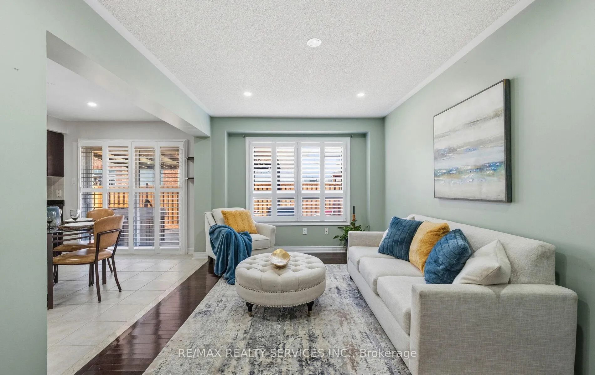Photo 13 of 5 Thornbush Boulevard, Brampton, Fletcher's Meadow — HOMEH