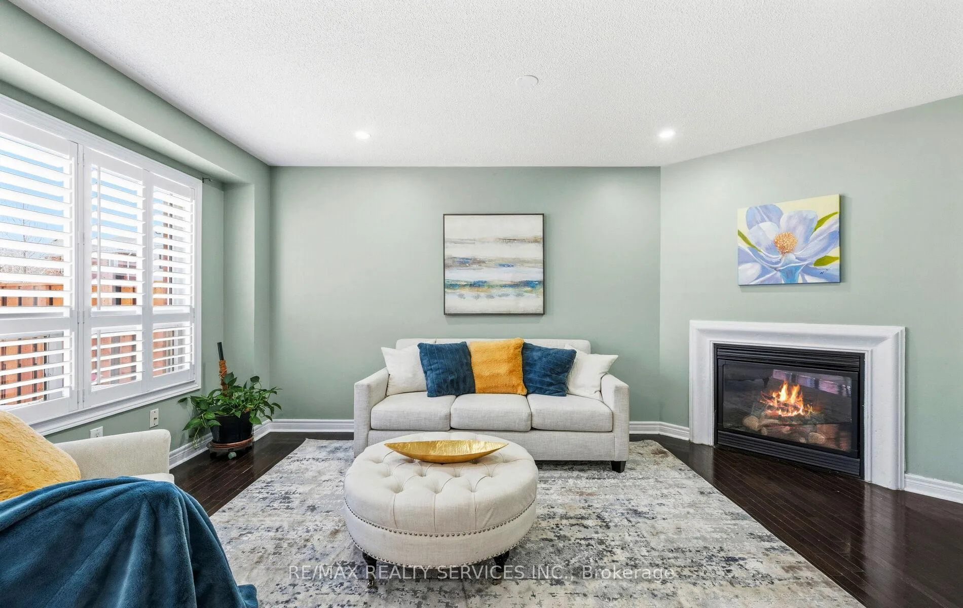 Photo 14 of 5 Thornbush Boulevard, Brampton, Fletcher's Meadow — HOMEH