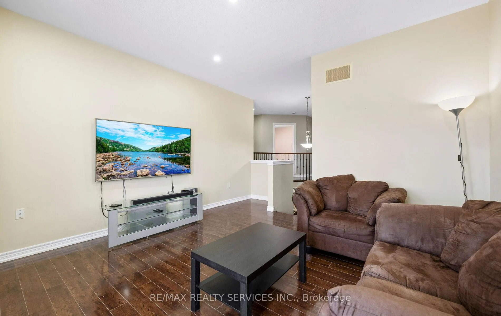 Photo 23 of 5 Thornbush Boulevard, Brampton, Fletcher's Meadow — HOMEH