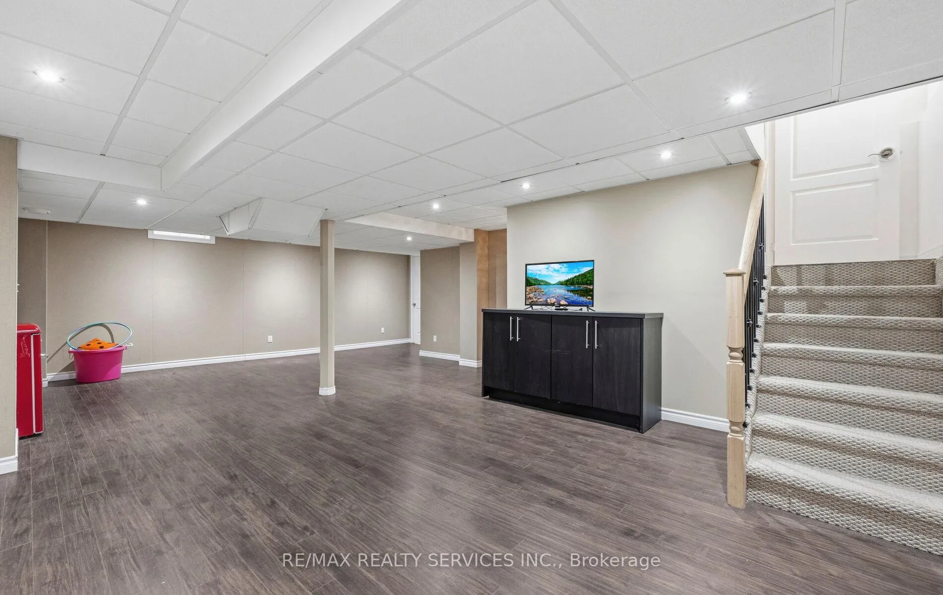 Photo 41 of 5 Thornbush Boulevard, Brampton, Fletcher's Meadow — HOMEH