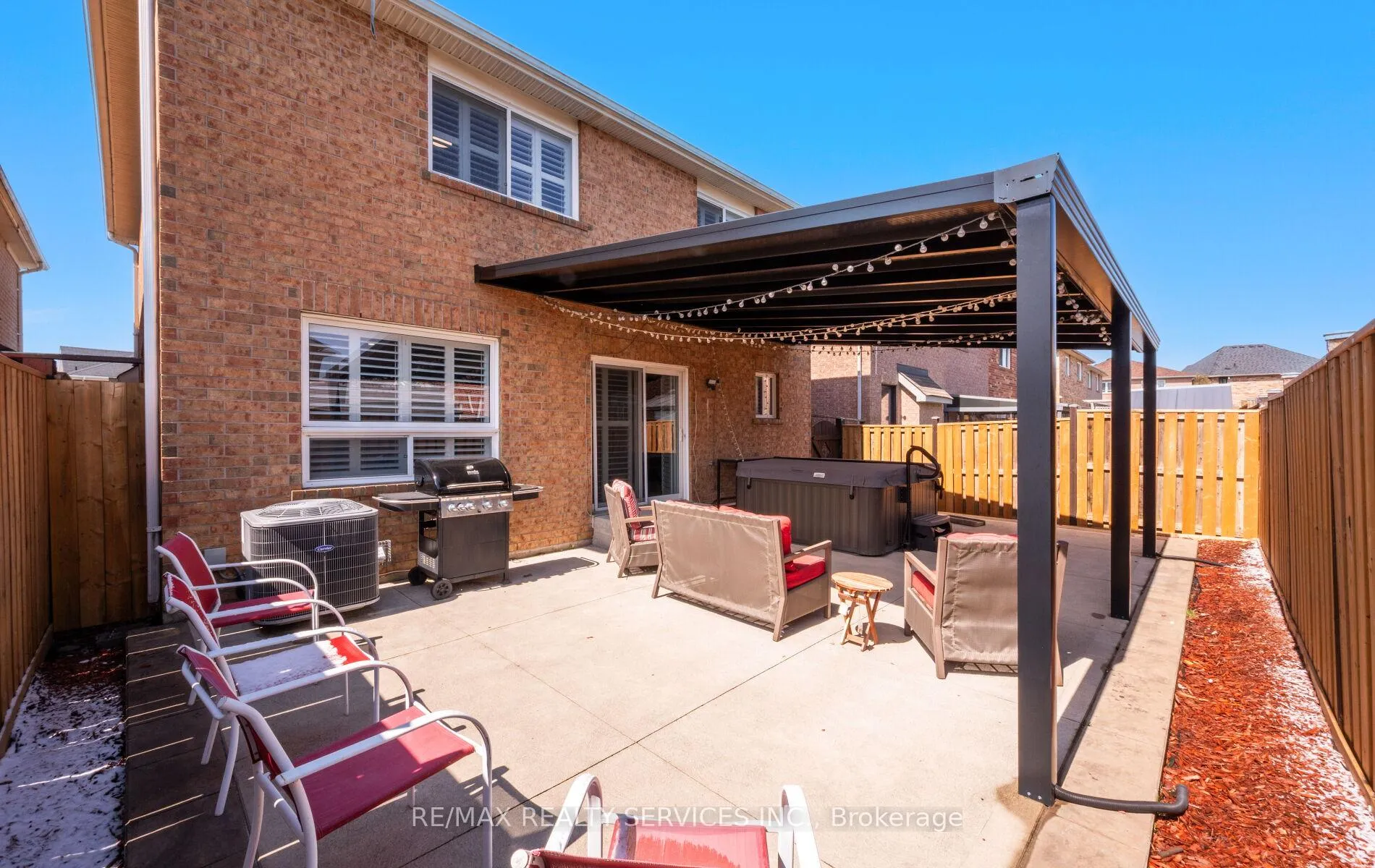 Photo 46 of 5 Thornbush Boulevard, Brampton, Fletcher's Meadow — HOMEH