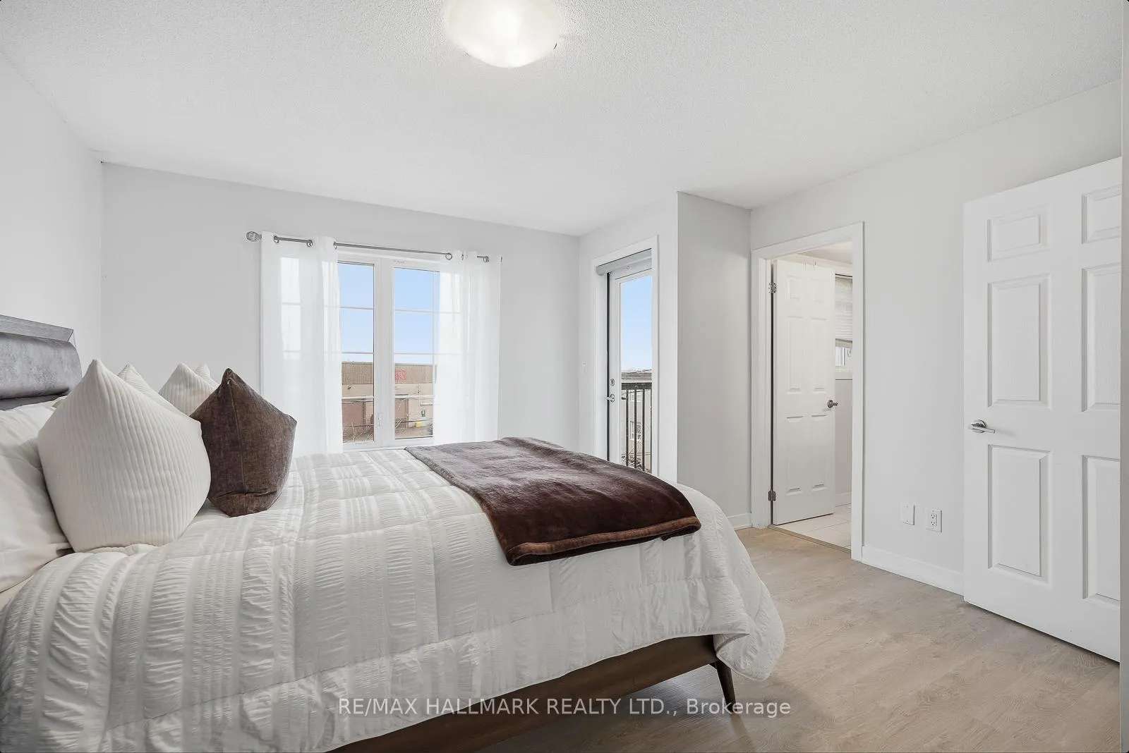 Photo 29 of Unit 2, 9 Forbes Avenue, Toronto, Keelesdale-Eglinton West — HOMEH