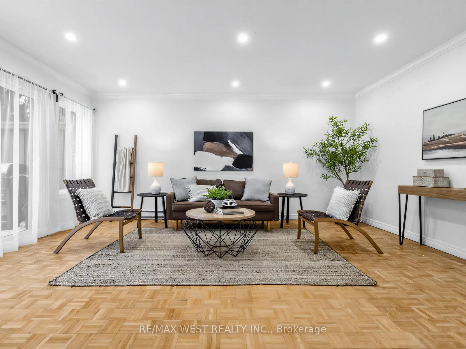 Photo 1 of Unit 117, 246 Milestone Crescent, Aurora, Aurora Village — HOMEH