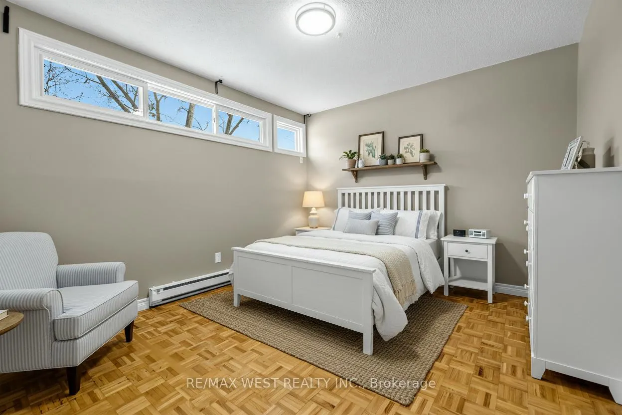 Photo 14 of Unit 117, 246 Milestone Crescent, Aurora, Aurora Village — HOMEH
