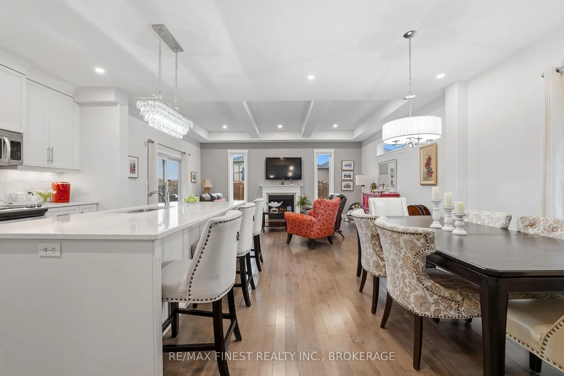 Photo 9 of 1298 Carfa Crescent, Kingston, City Northwest — HOMEH
