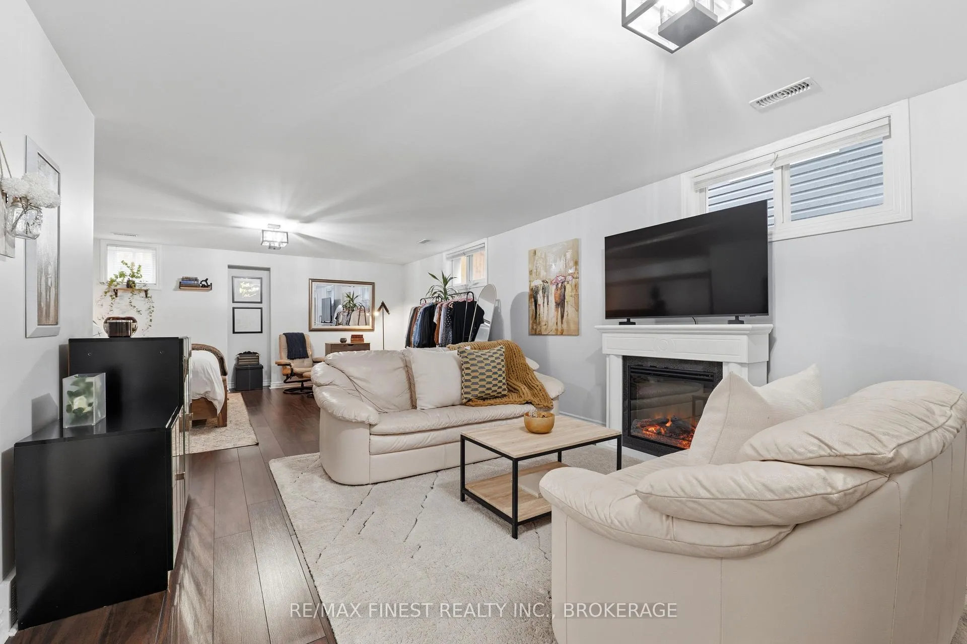 Photo 19 of 1298 Carfa Crescent, Kingston, City Northwest — HOMEH