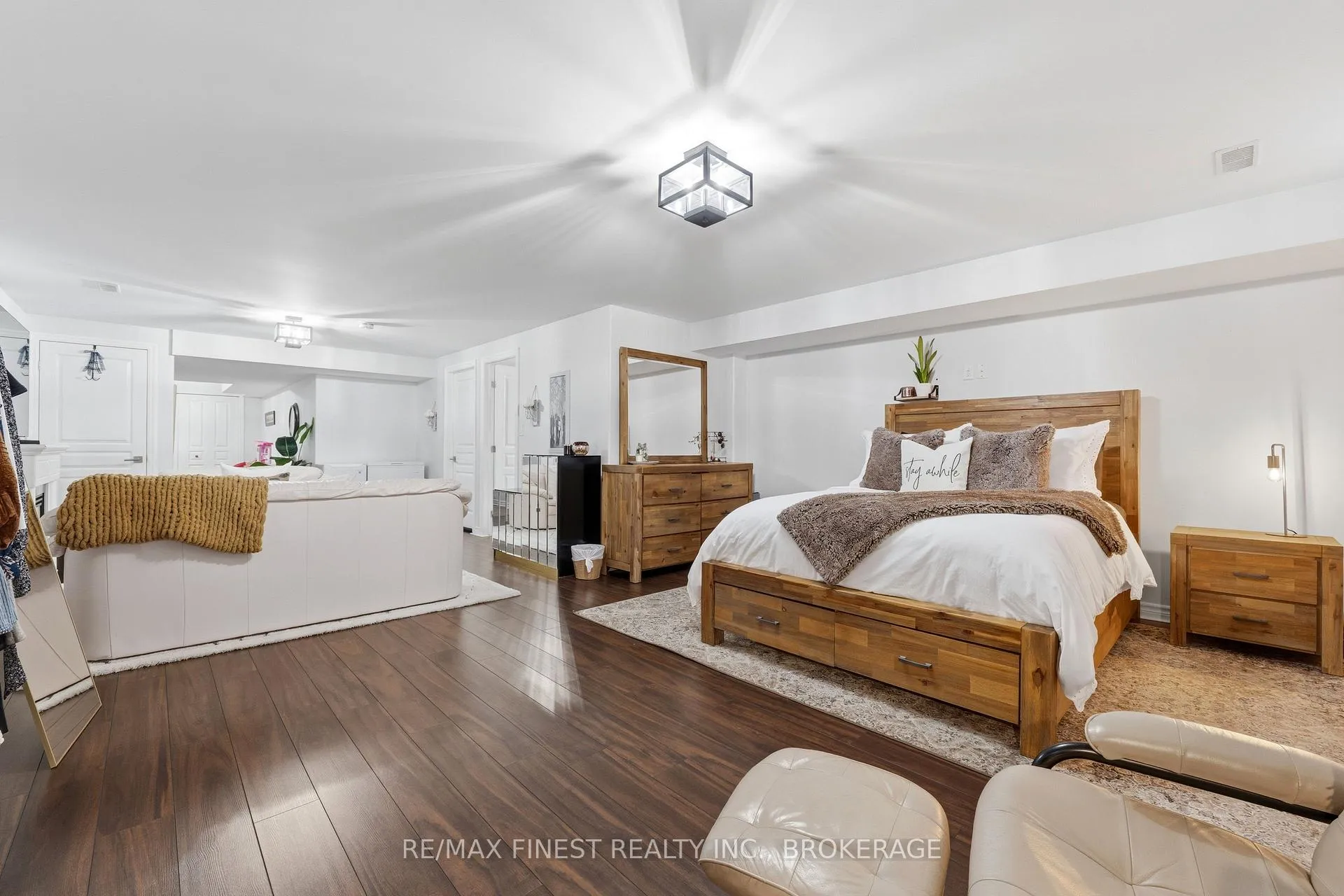 Photo 22 of 1298 Carfa Crescent, Kingston, City Northwest — HOMEH
