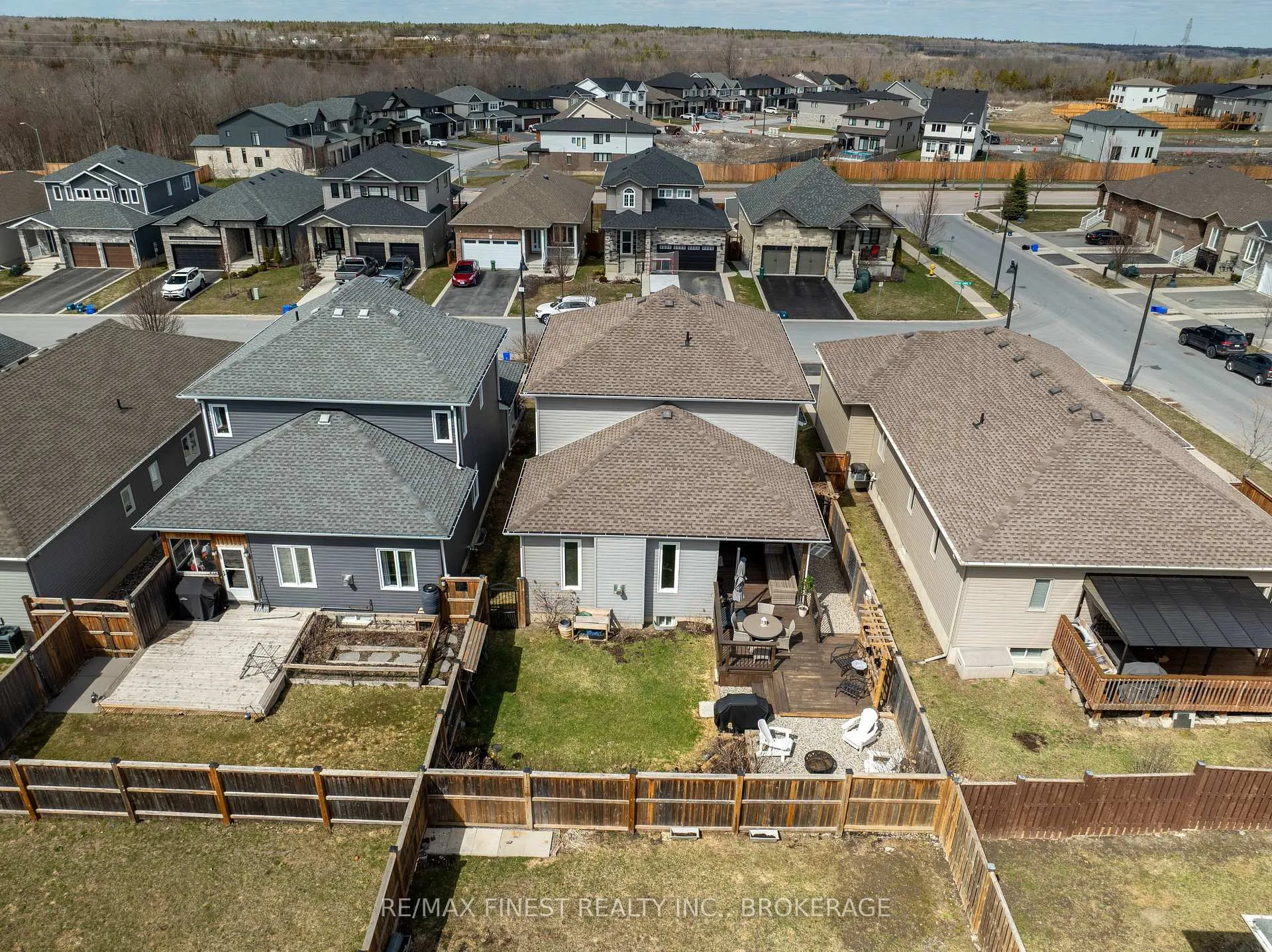 Photo 40 of 1298 Carfa Crescent, Kingston, City Northwest — HOMEH