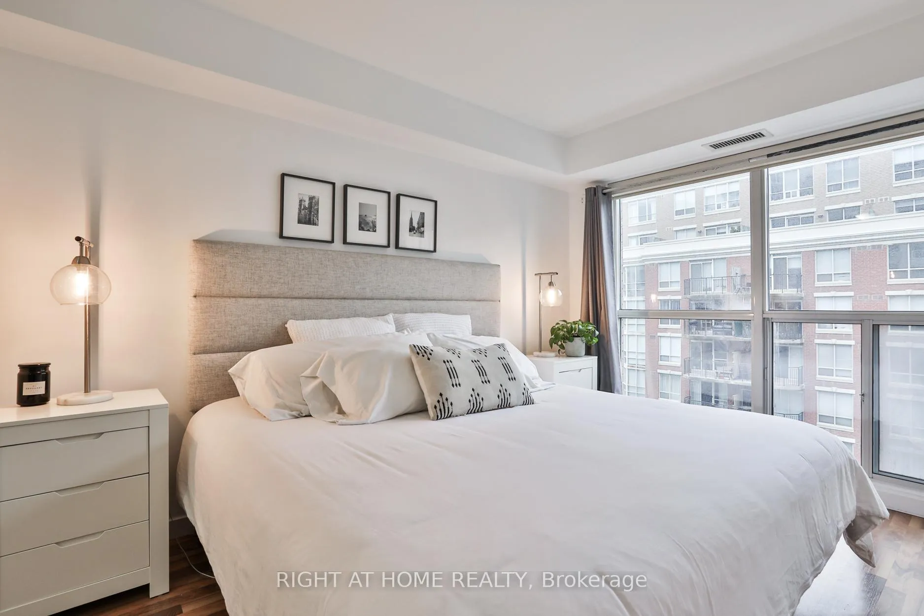 Photo 9 of Unit 613, 1005 King Street W, Toronto, Niagara — HOMEH