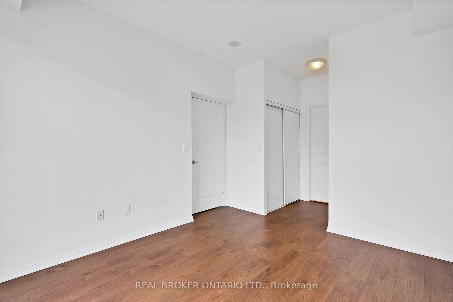 Photo 25 of Unit 2603, 628 Fleet Street, Toronto, Niagara — HOMEH