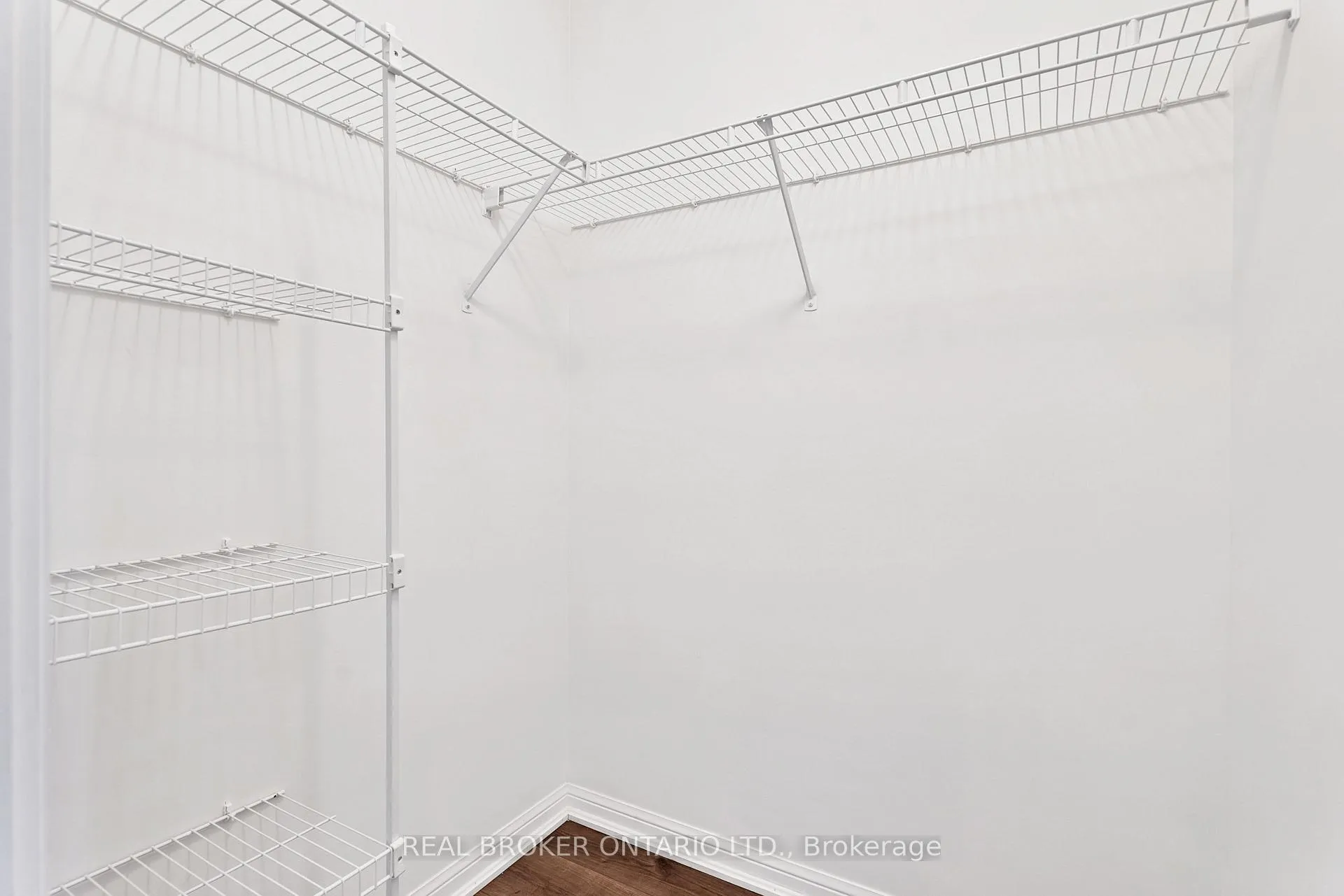 Photo 26 of Unit 2603, 628 Fleet Street, Toronto, Niagara — HOMEH