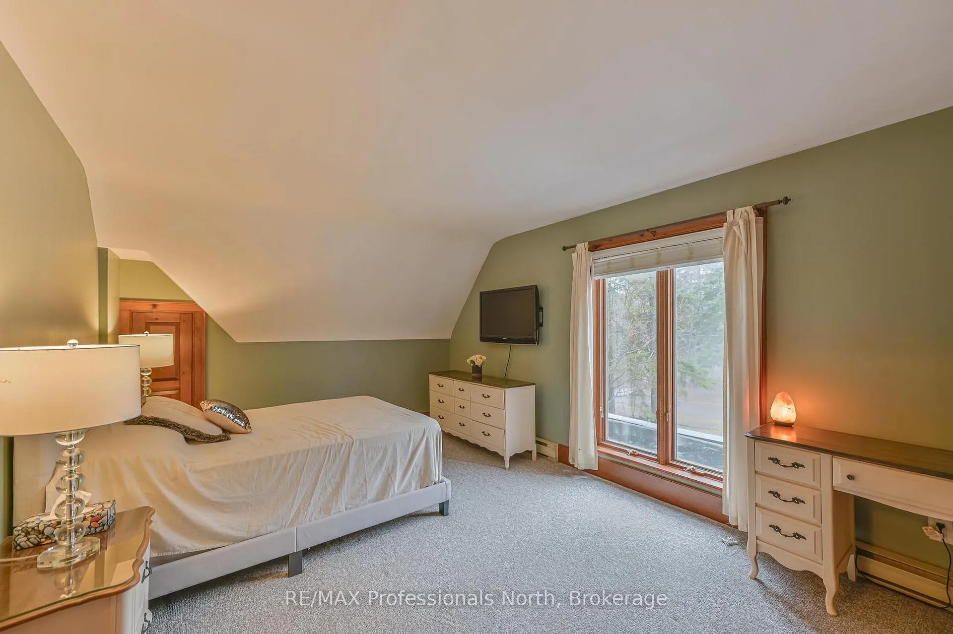 Photo 36 of 2481 North Shore Road, Algonquin Highlands, Stanhope — HOMEH