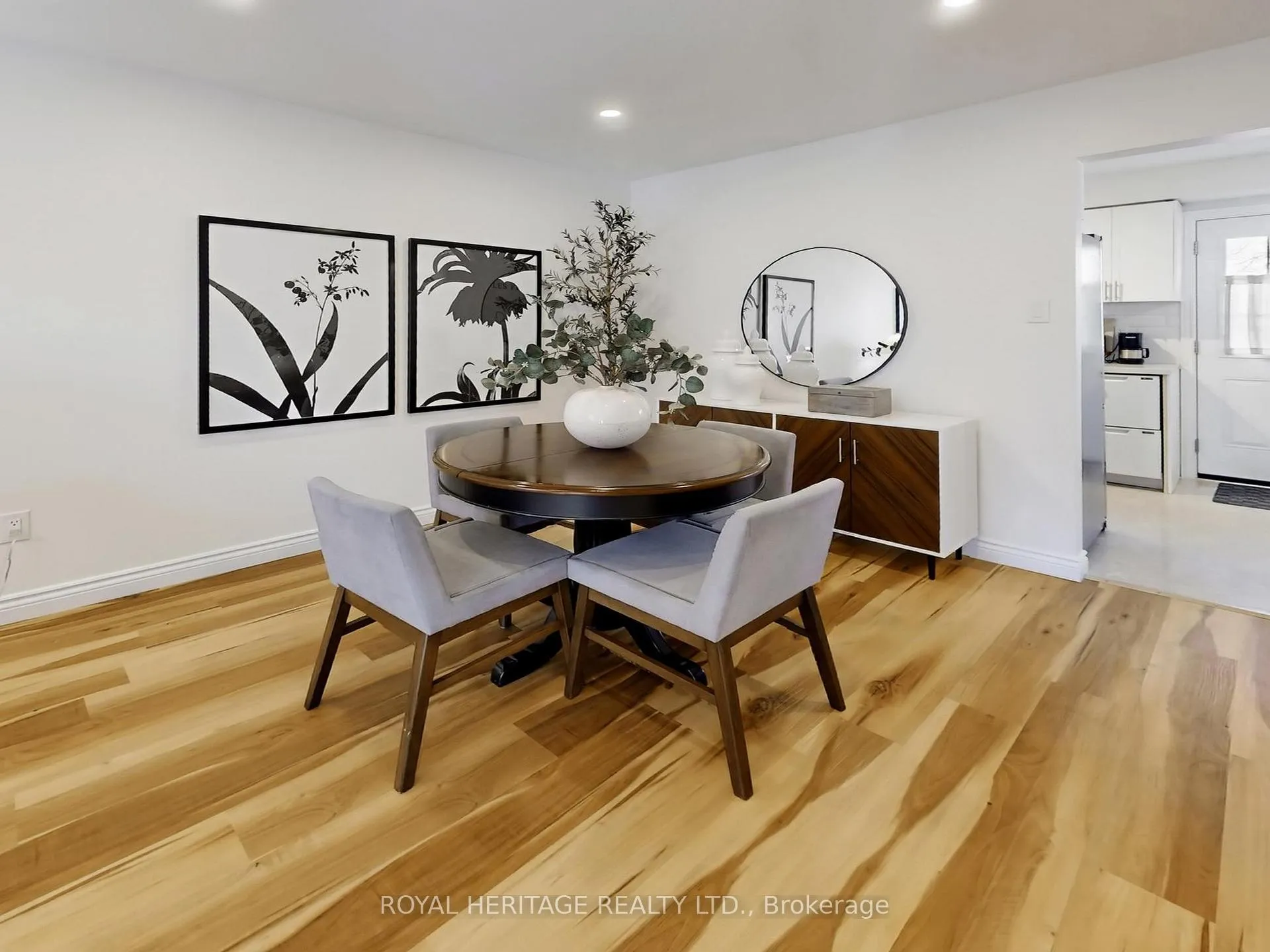 Photo 7 of Unit 39, 10 Bassett Boulevard, Whitby, Pringle Creek — HOMEH