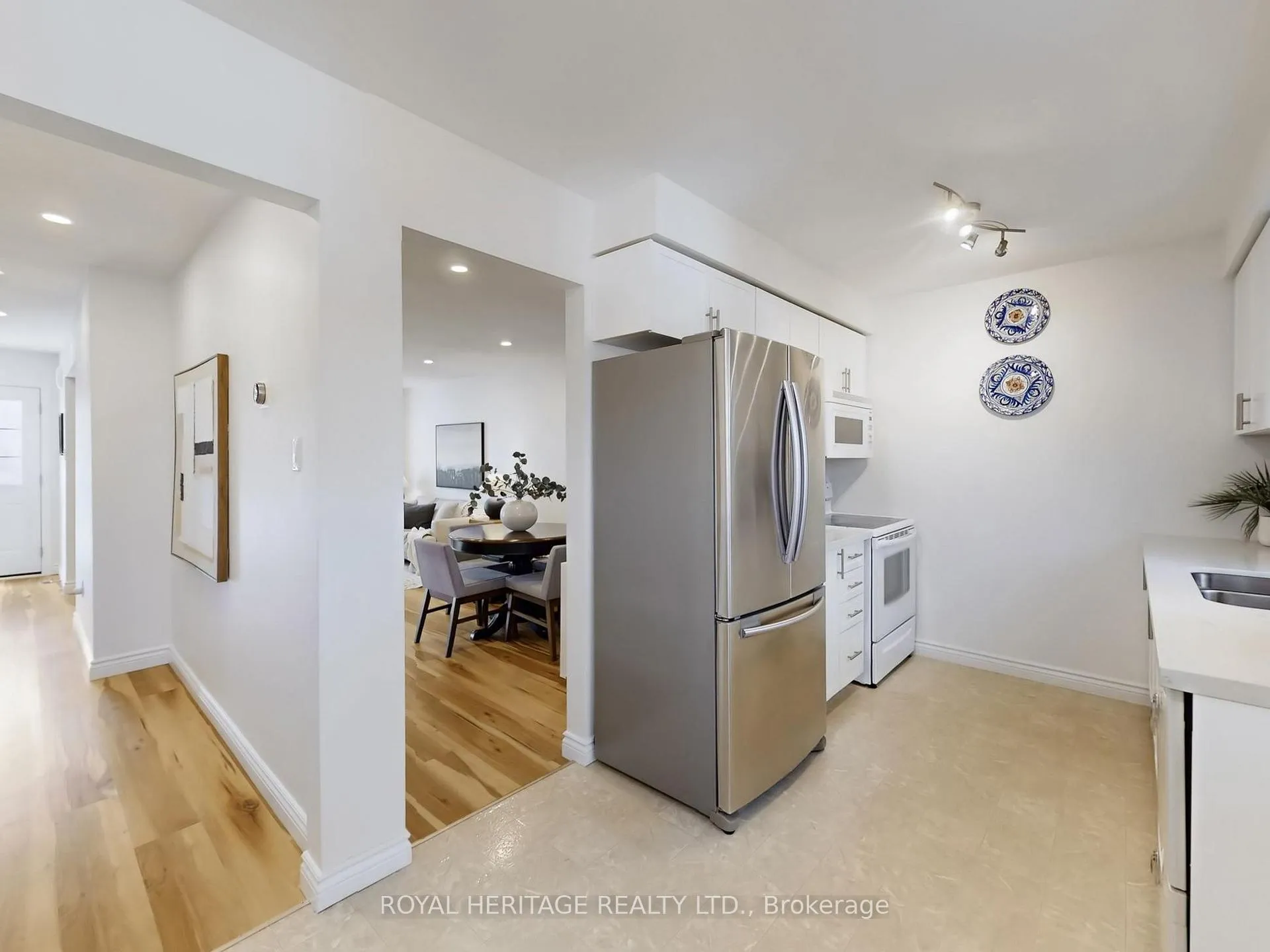 Photo 13 of Unit 39, 10 Bassett Boulevard, Whitby, Pringle Creek — HOMEH