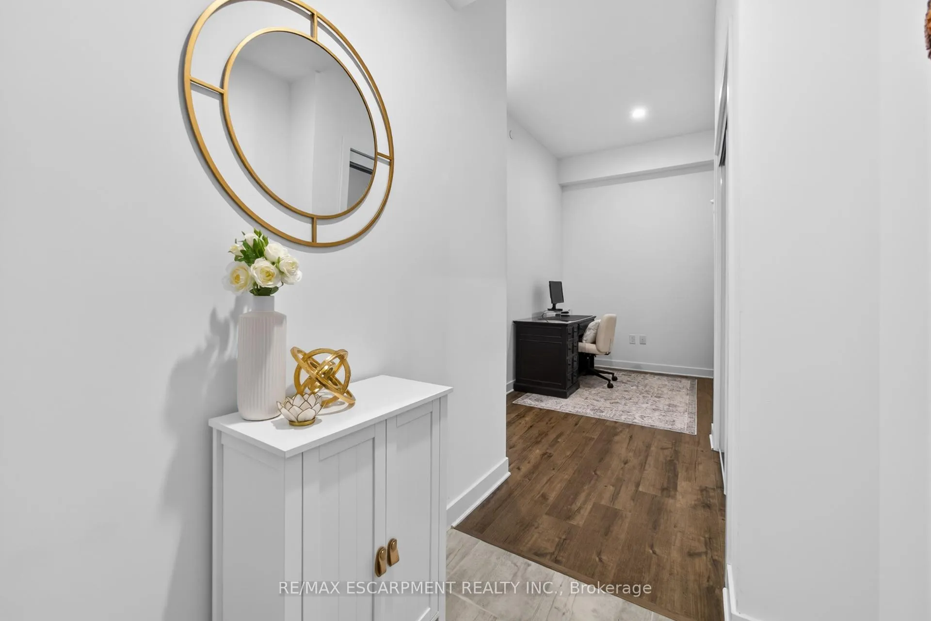 Photo 9 of Unit 1213, 460 Dundas Street E, Hamilton, Waterdown — HOMEH