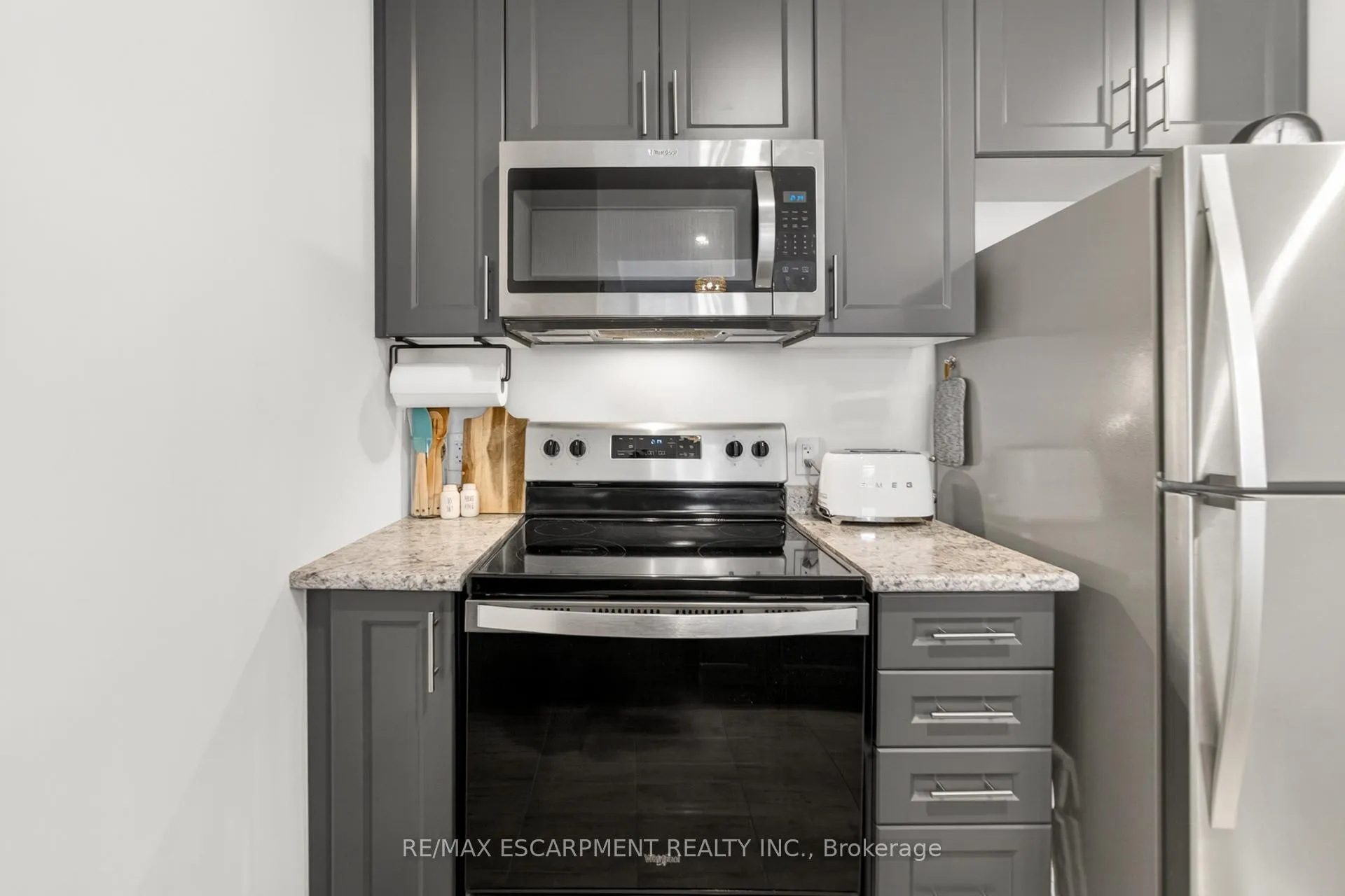 Photo 15 of Unit 1213, 460 Dundas Street E, Hamilton, Waterdown — HOMEH