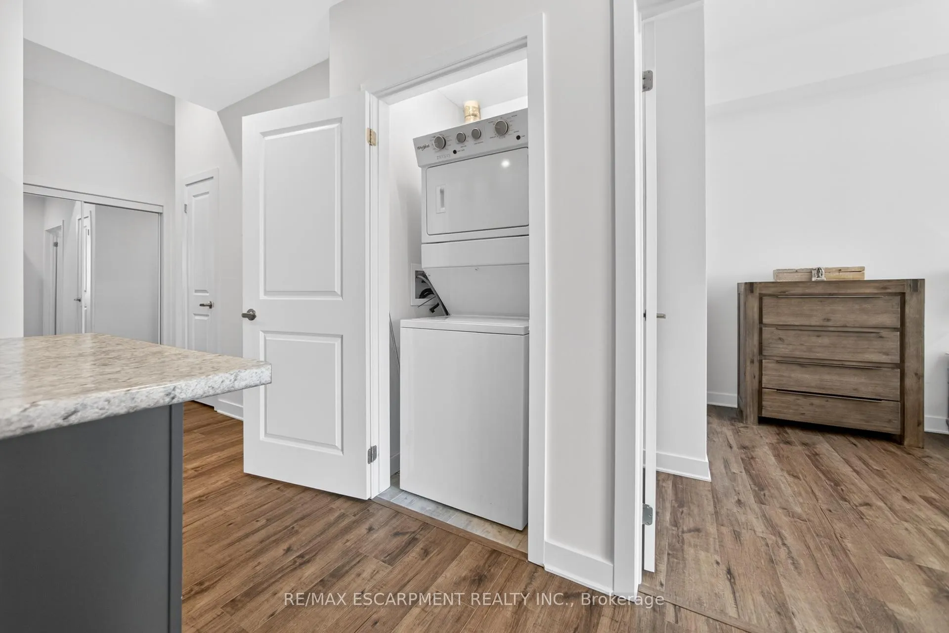 Photo 27 of Unit 1213, 460 Dundas Street E, Hamilton, Waterdown — HOMEH