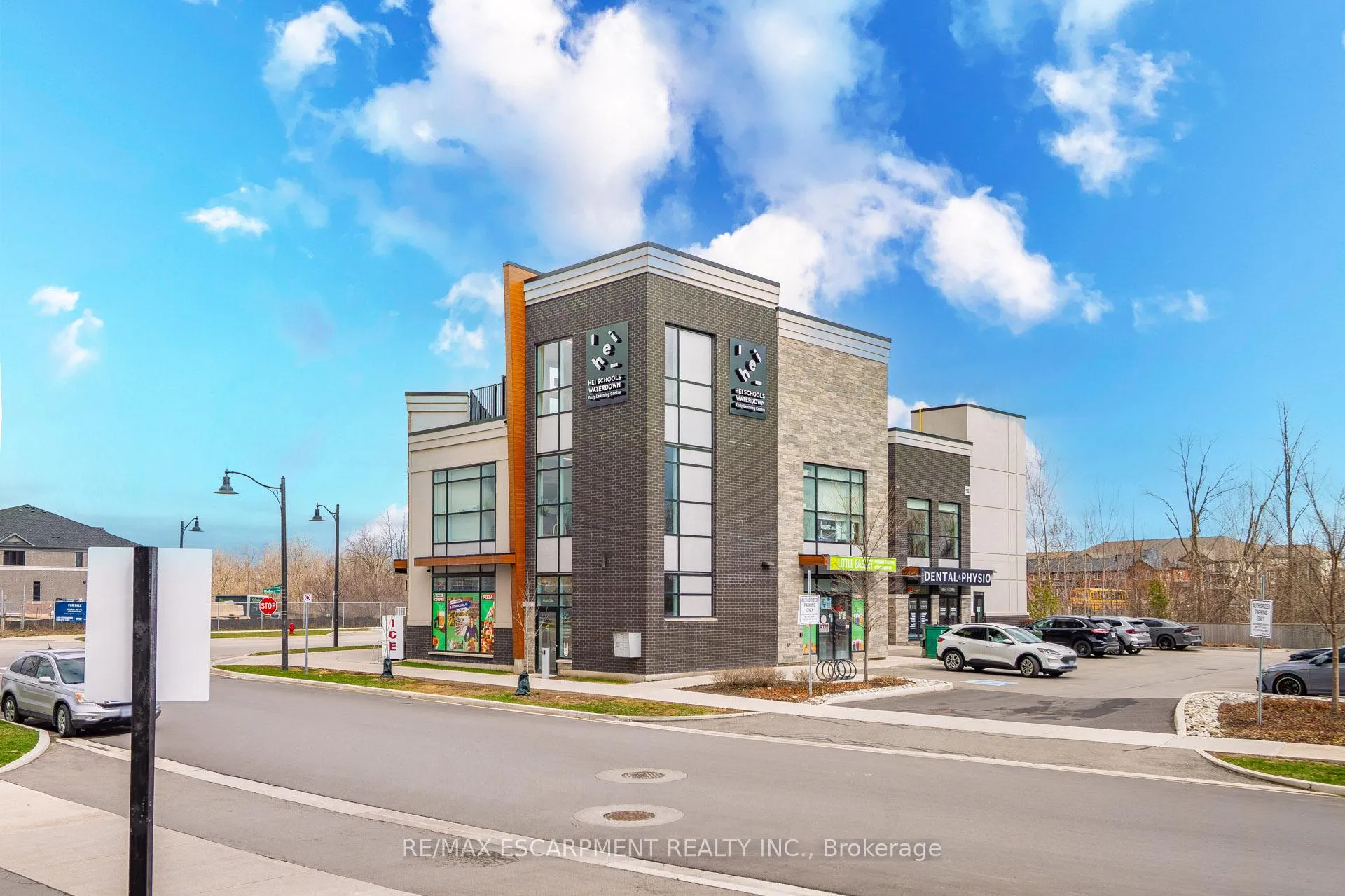 Photo 35 of Unit 1213, 460 Dundas Street E, Hamilton, Waterdown — HOMEH