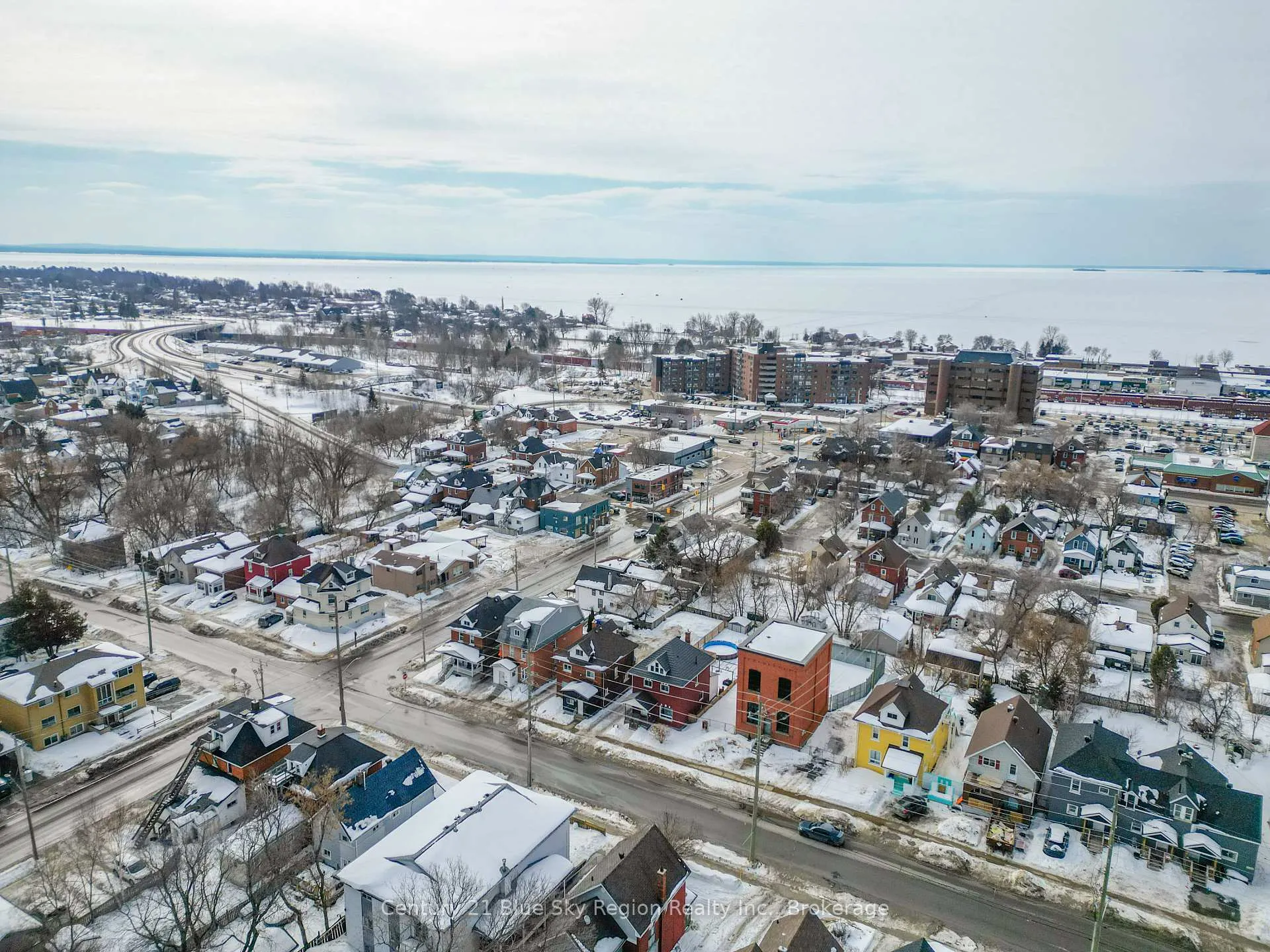 Photo 9 of 573 Worthington Street E, North Bay, Central — HOMEH