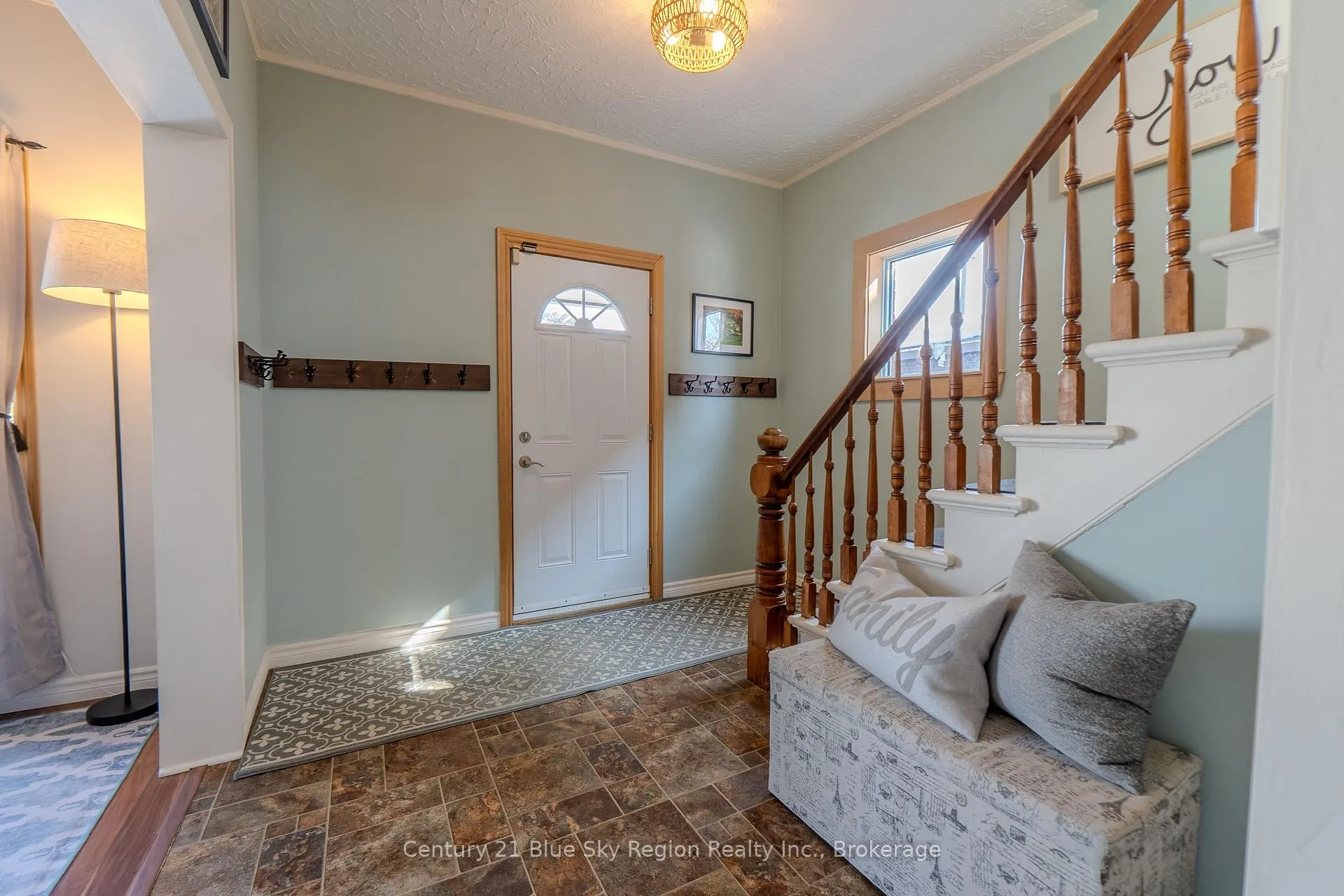 Photo 15 of 573 Worthington Street E, North Bay, Central — HOMEH