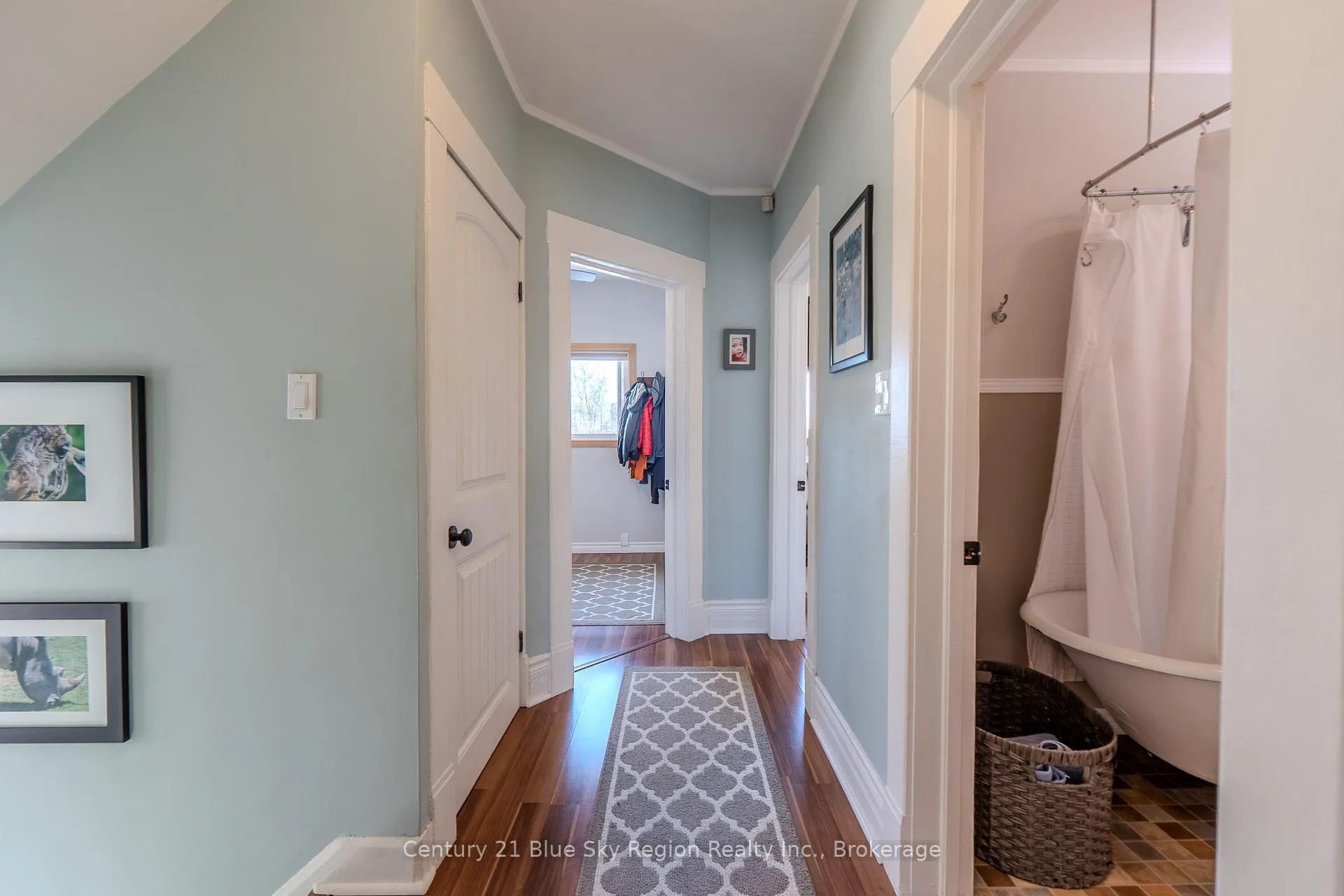 Photo 40 of 573 Worthington Street E, North Bay, Central — HOMEH