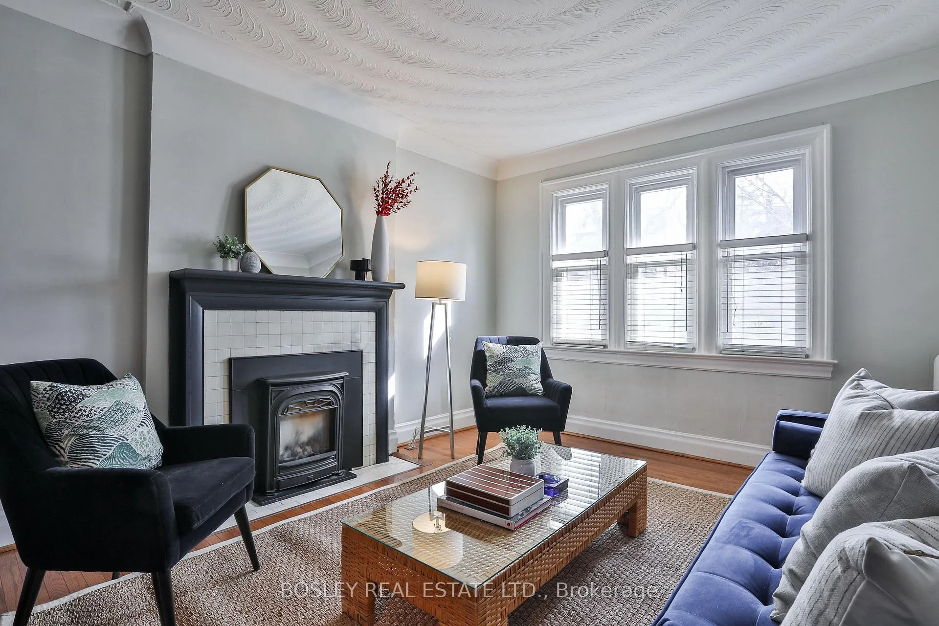 Photo 3 of 88 Indian Grove, Toronto, High Park-Swansea — HOMEH