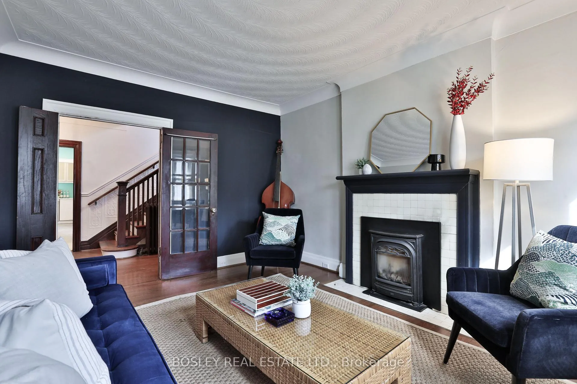 Photo 4 of 88 Indian Grove, Toronto, High Park-Swansea — HOMEH