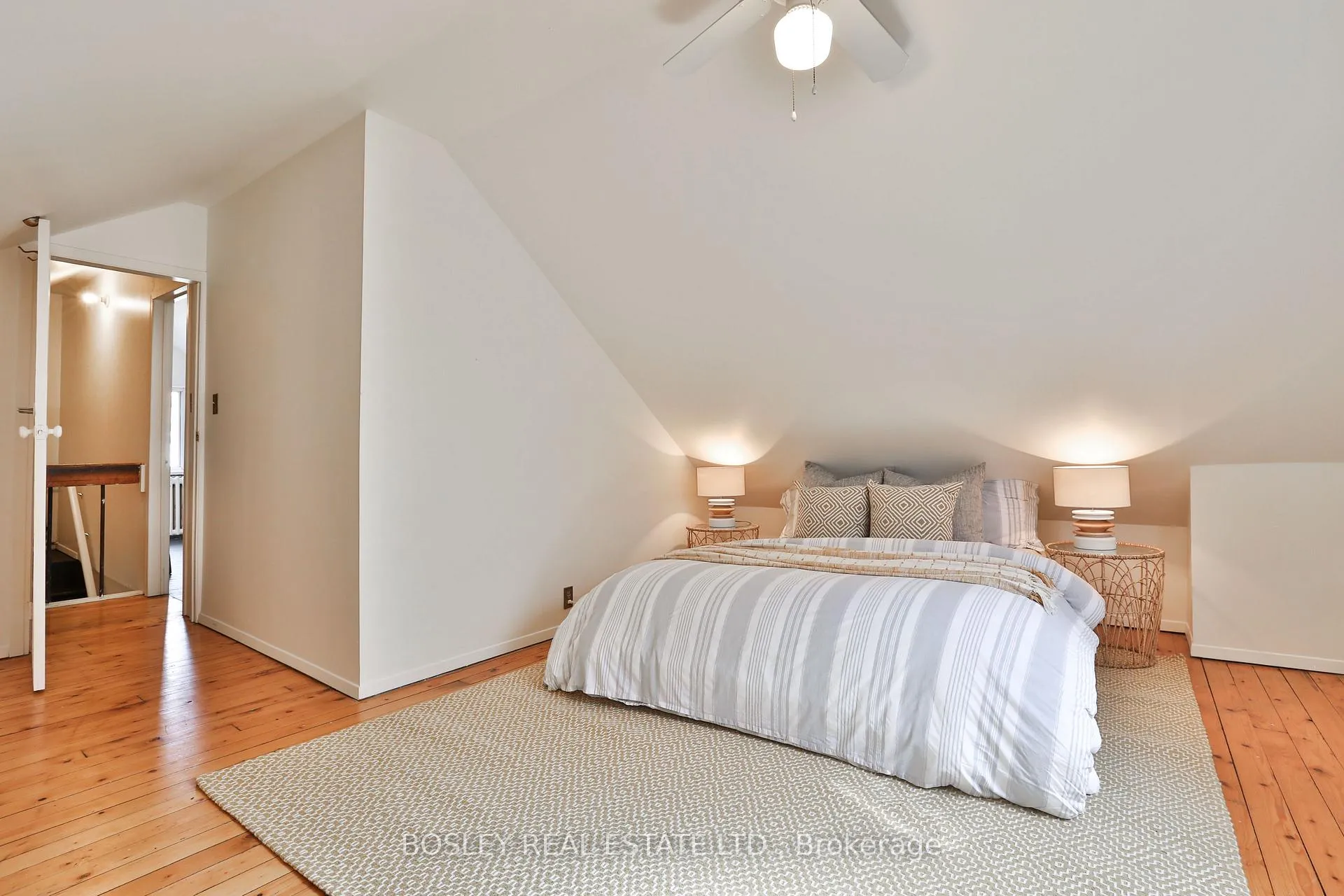 Photo 32 of 88 Indian Grove, Toronto, High Park-Swansea — HOMEH