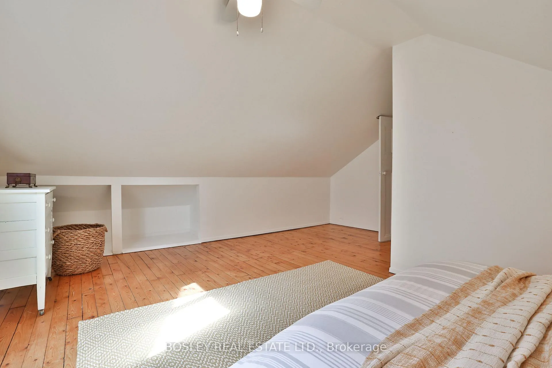 Photo 33 of 88 Indian Grove, Toronto, High Park-Swansea — HOMEH