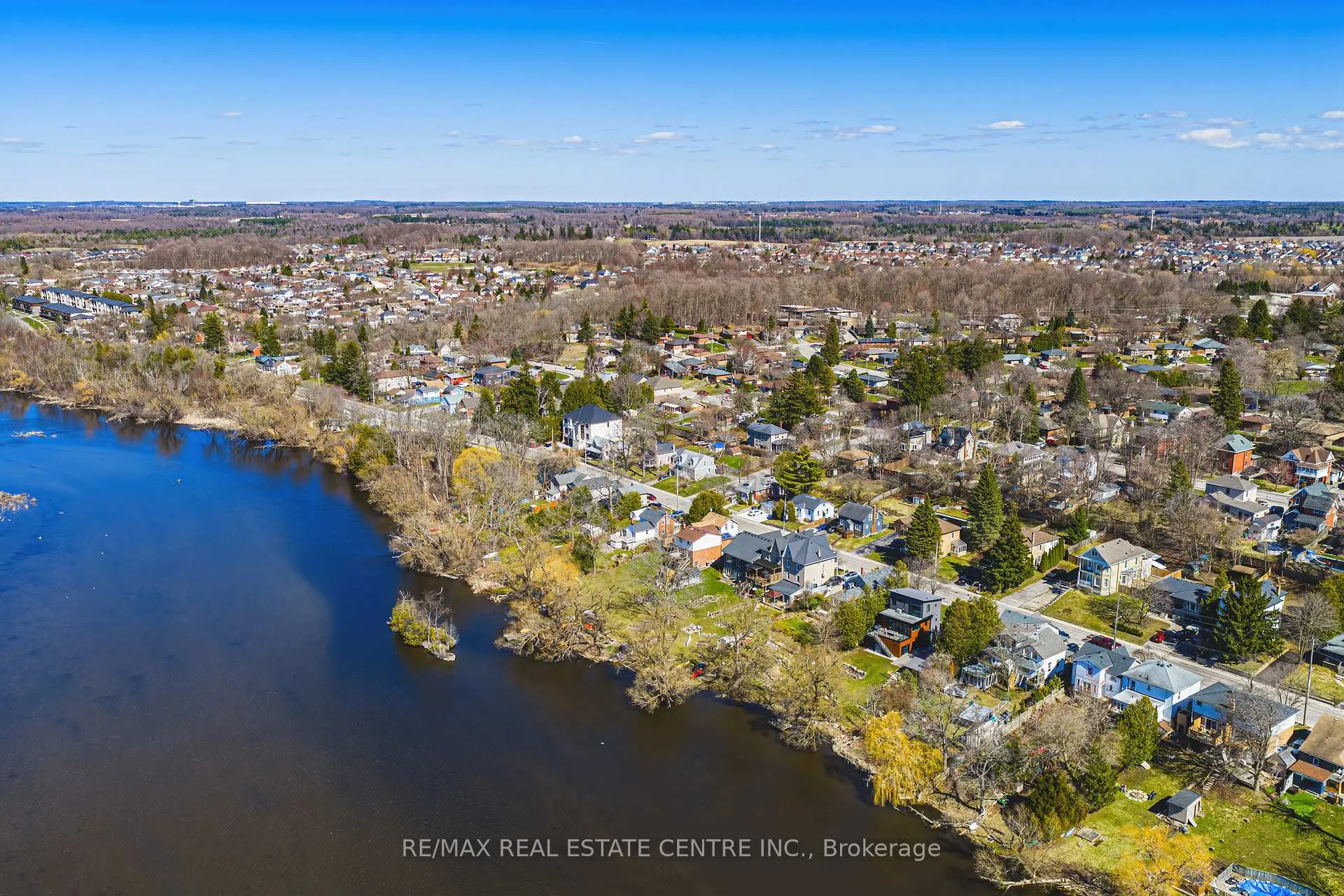 Photo 46 of 219 Walker Street, Cambridge, Hespeler Village — HOMEH