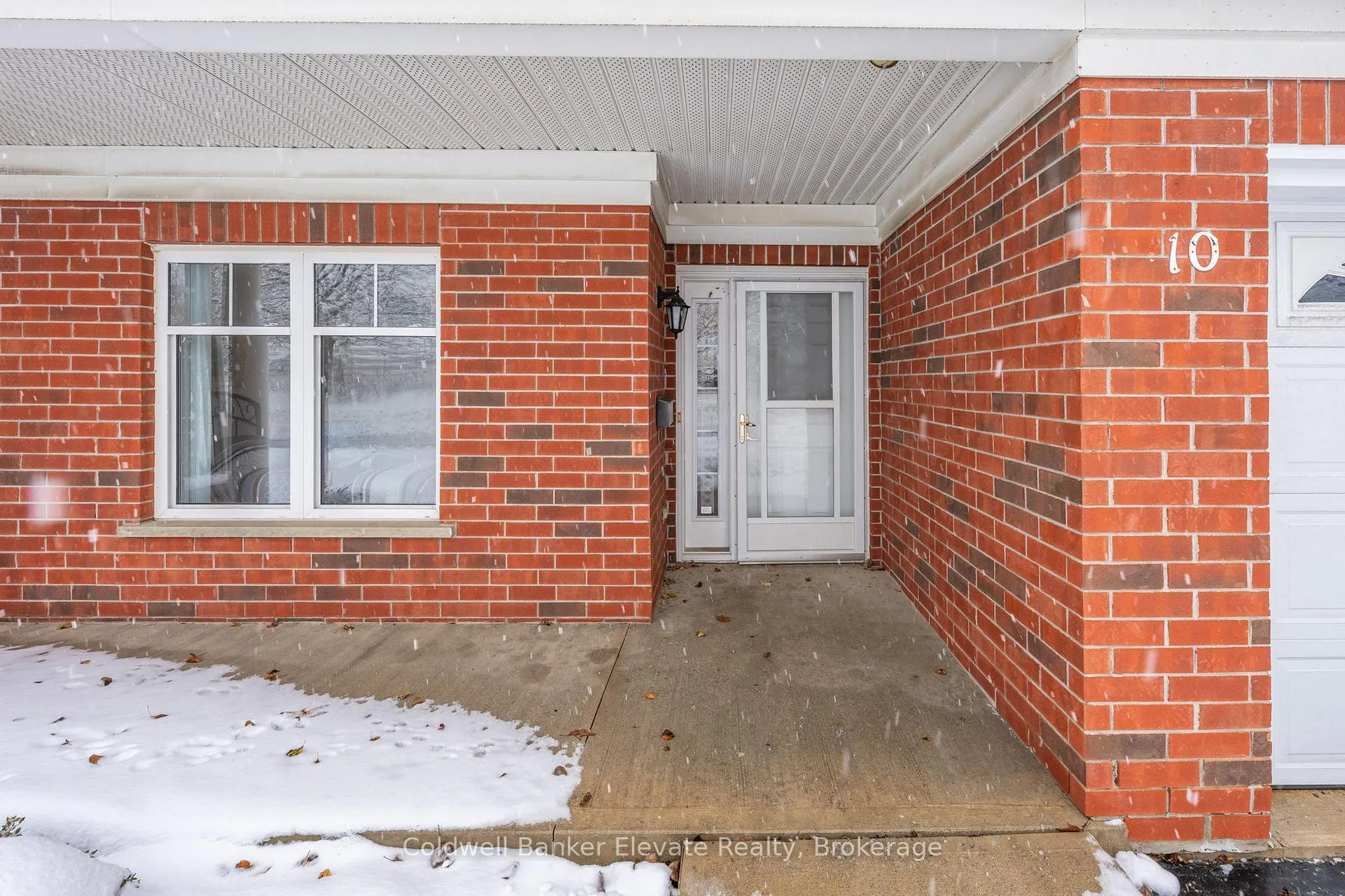 Photo 6 of Unit 10, 2705 Kingsway Drive, Kitchener — HOMEH