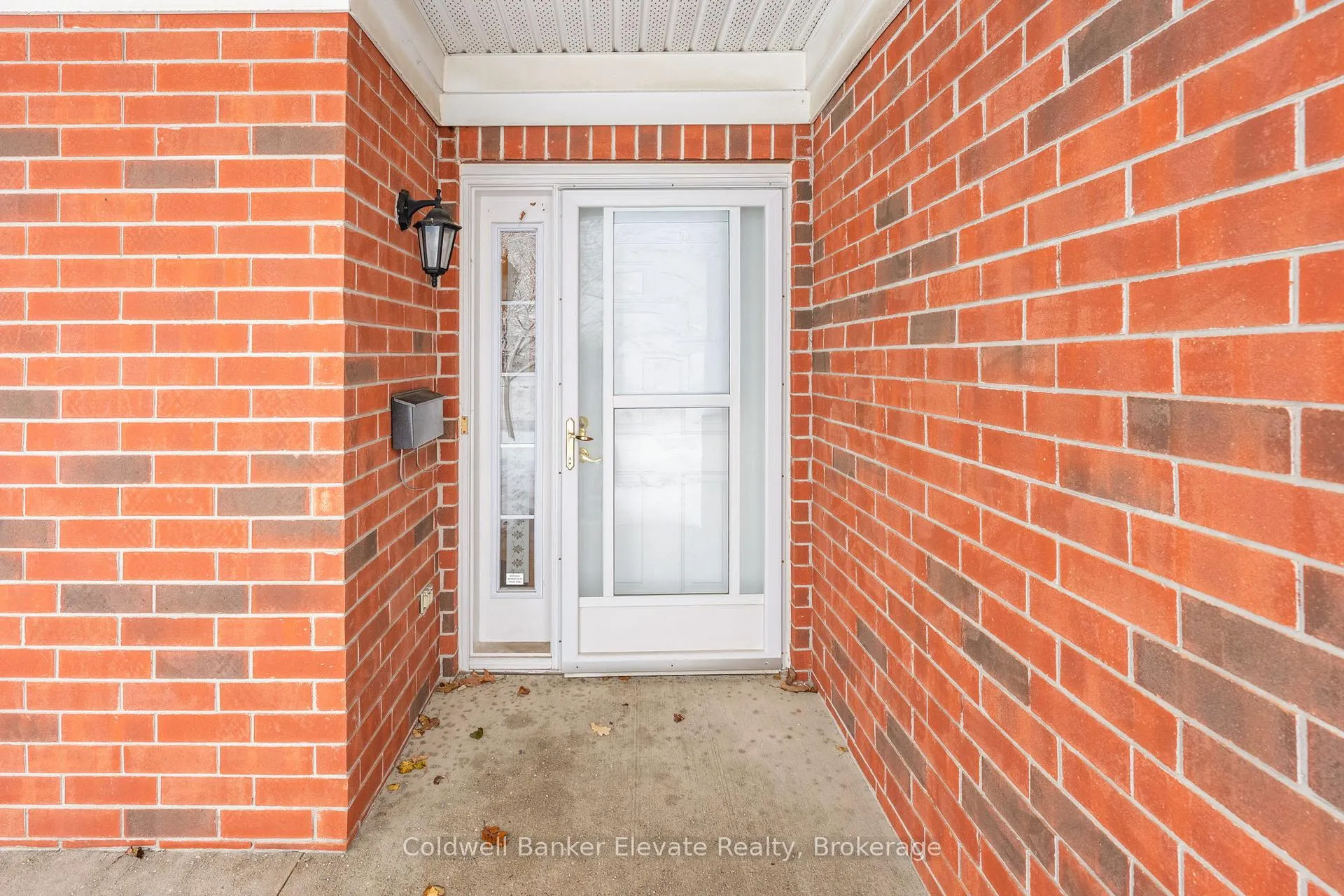 Photo 7 of Unit 10, 2705 Kingsway Drive, Kitchener — HOMEH