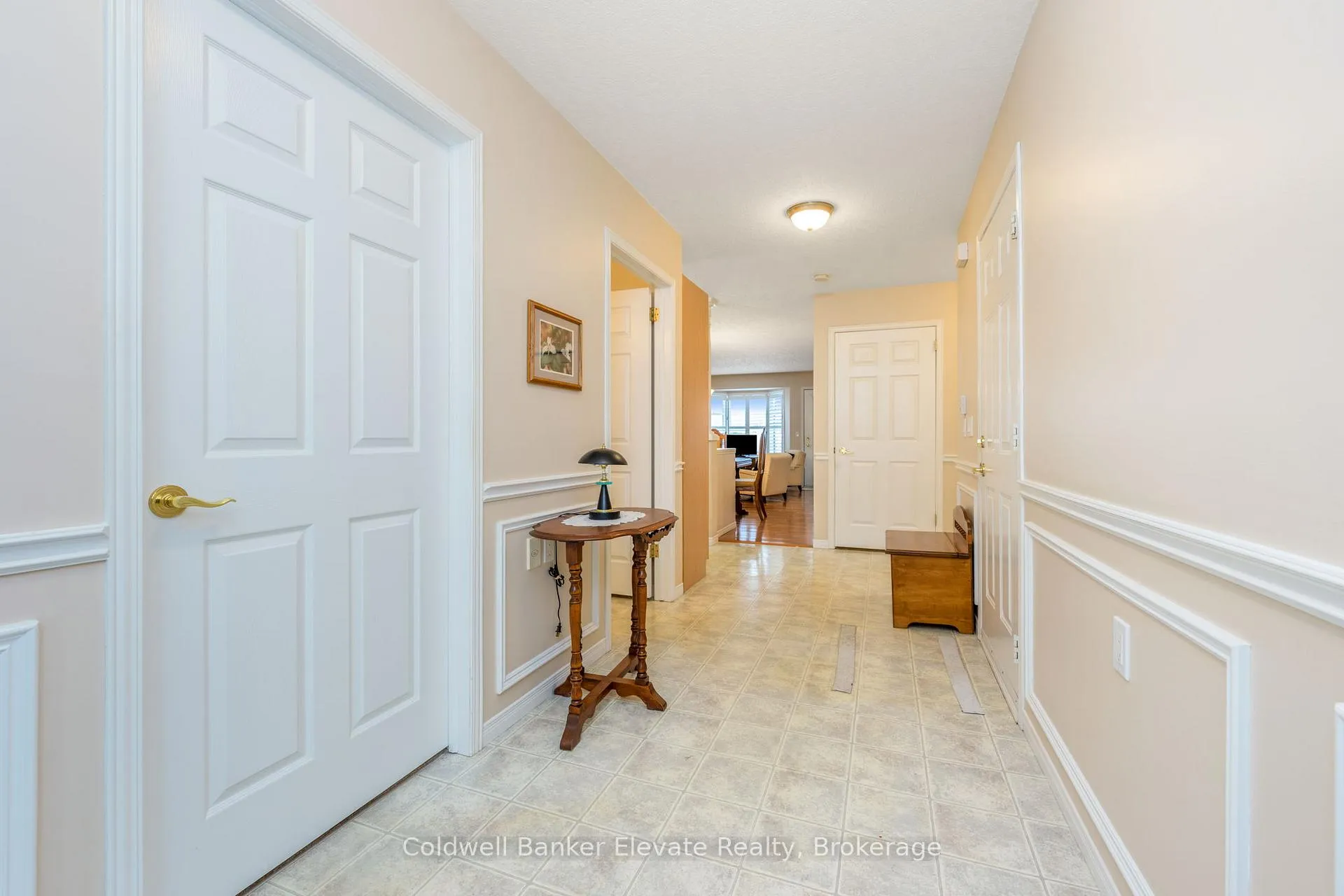Photo 10 of Unit 10, 2705 Kingsway Drive, Kitchener — HOMEH