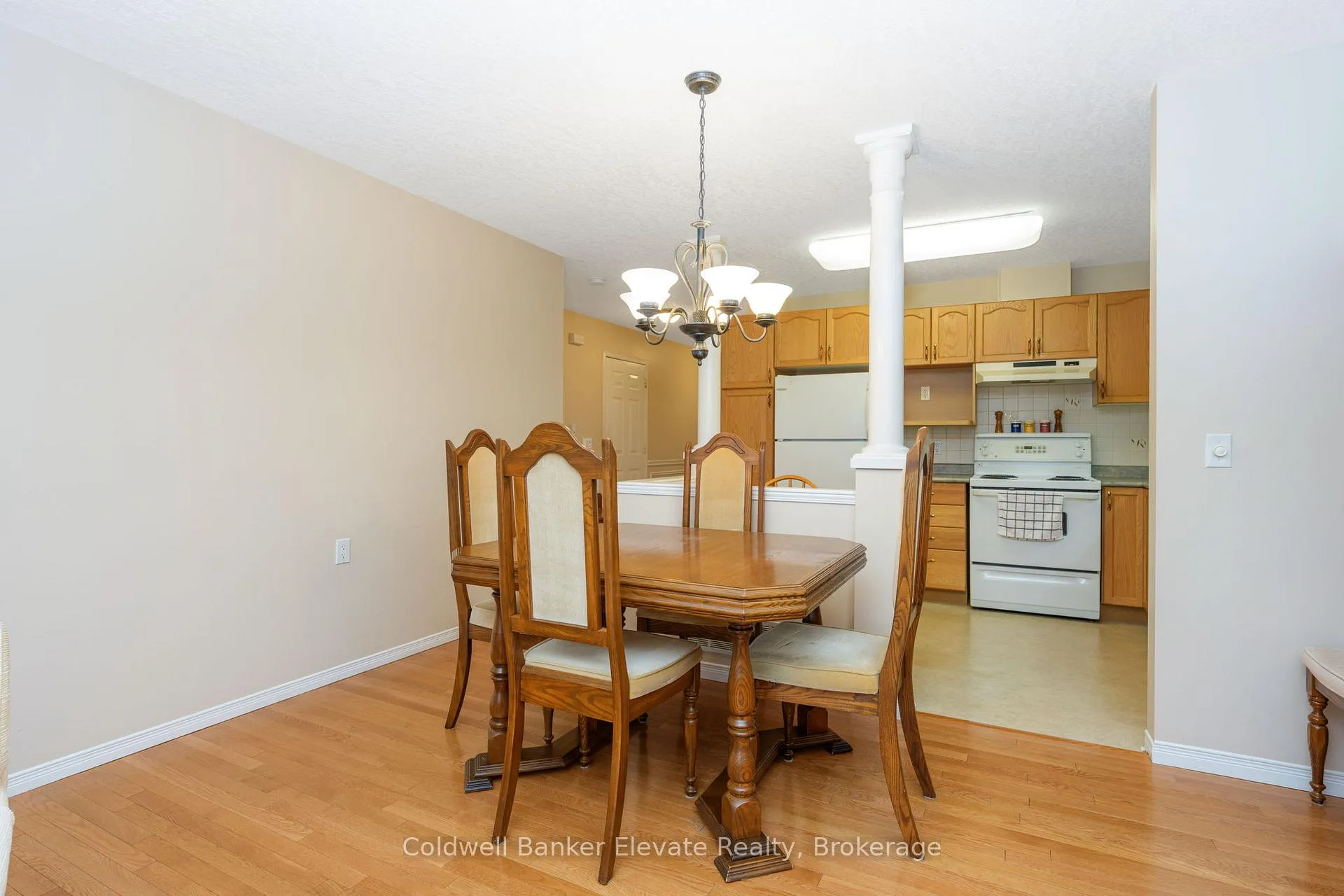 Photo 20 of Unit 10, 2705 Kingsway Drive, Kitchener — HOMEH