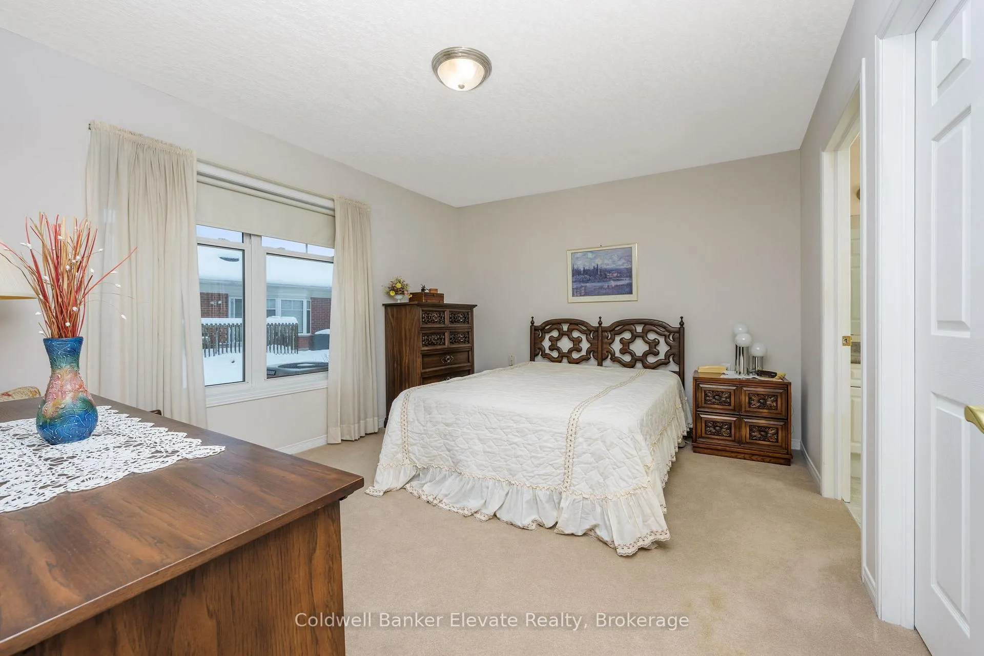 Photo 26 of Unit 10, 2705 Kingsway Drive, Kitchener — HOMEH
